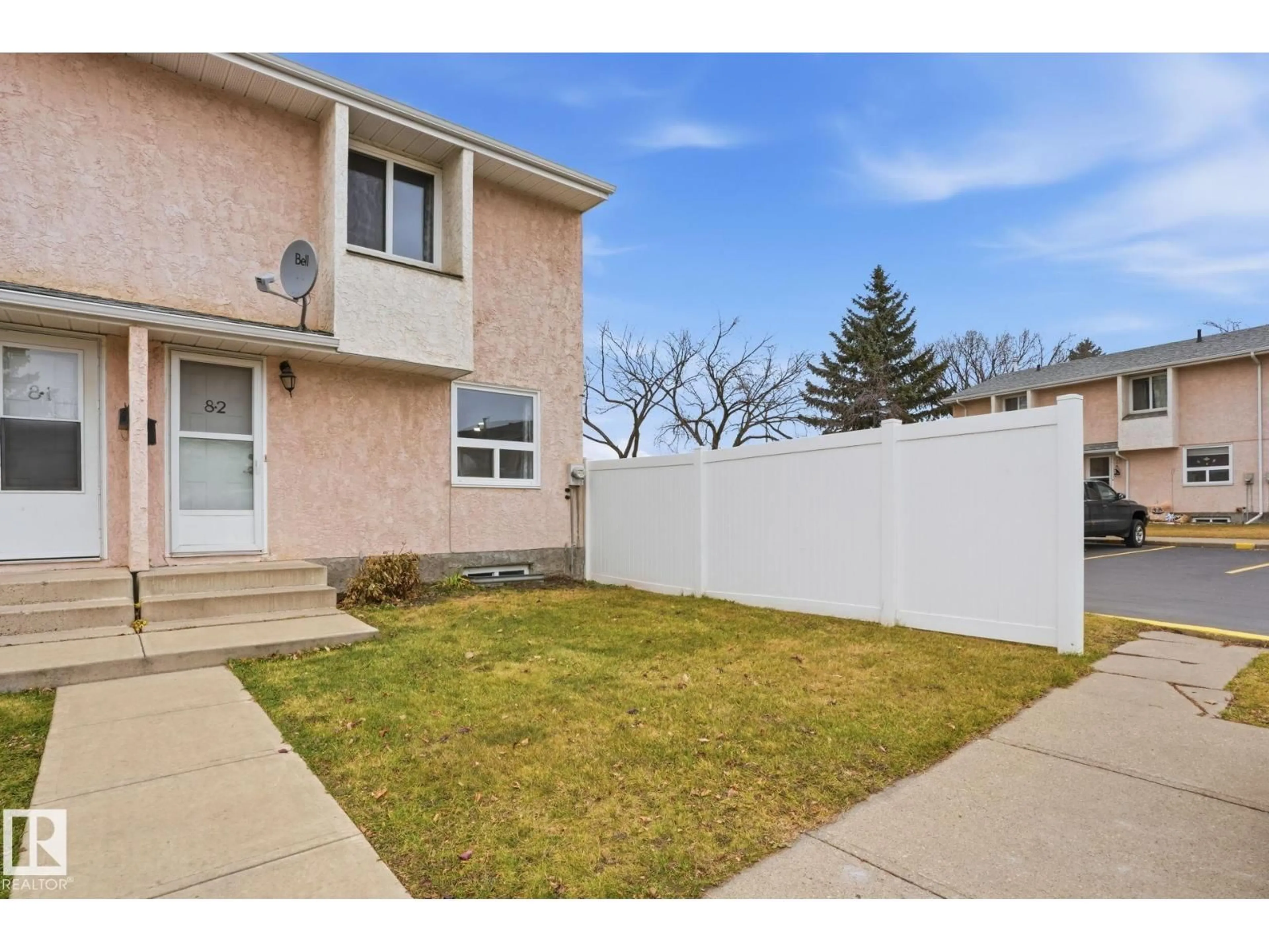 Patio, street for NW - 82 LAKEWOOD VG, Edmonton Alberta T6K2B3