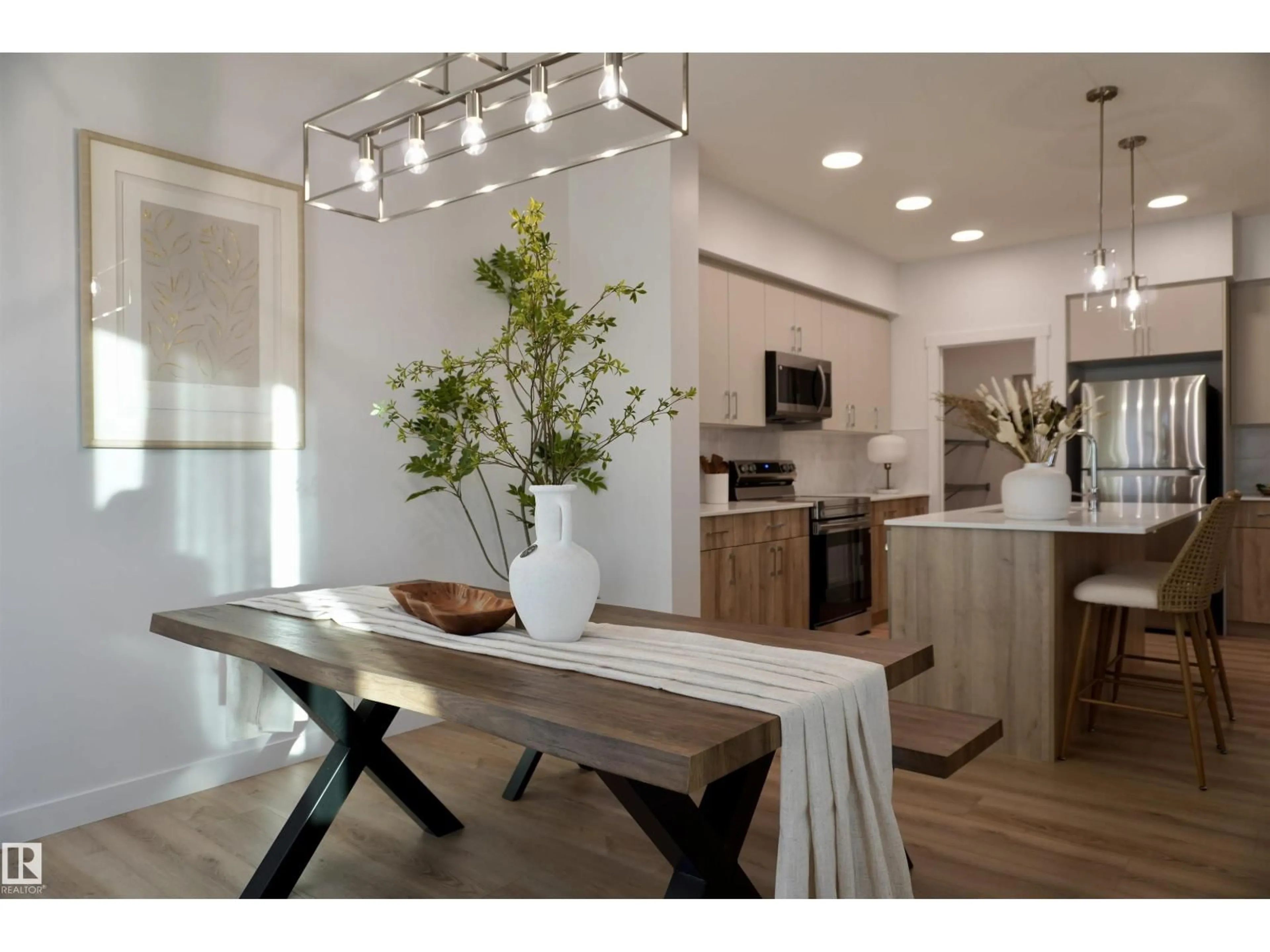 Open concept kitchen, wood/laminate floor for 637 KINGLET BV, Edmonton Alberta T5S0S8