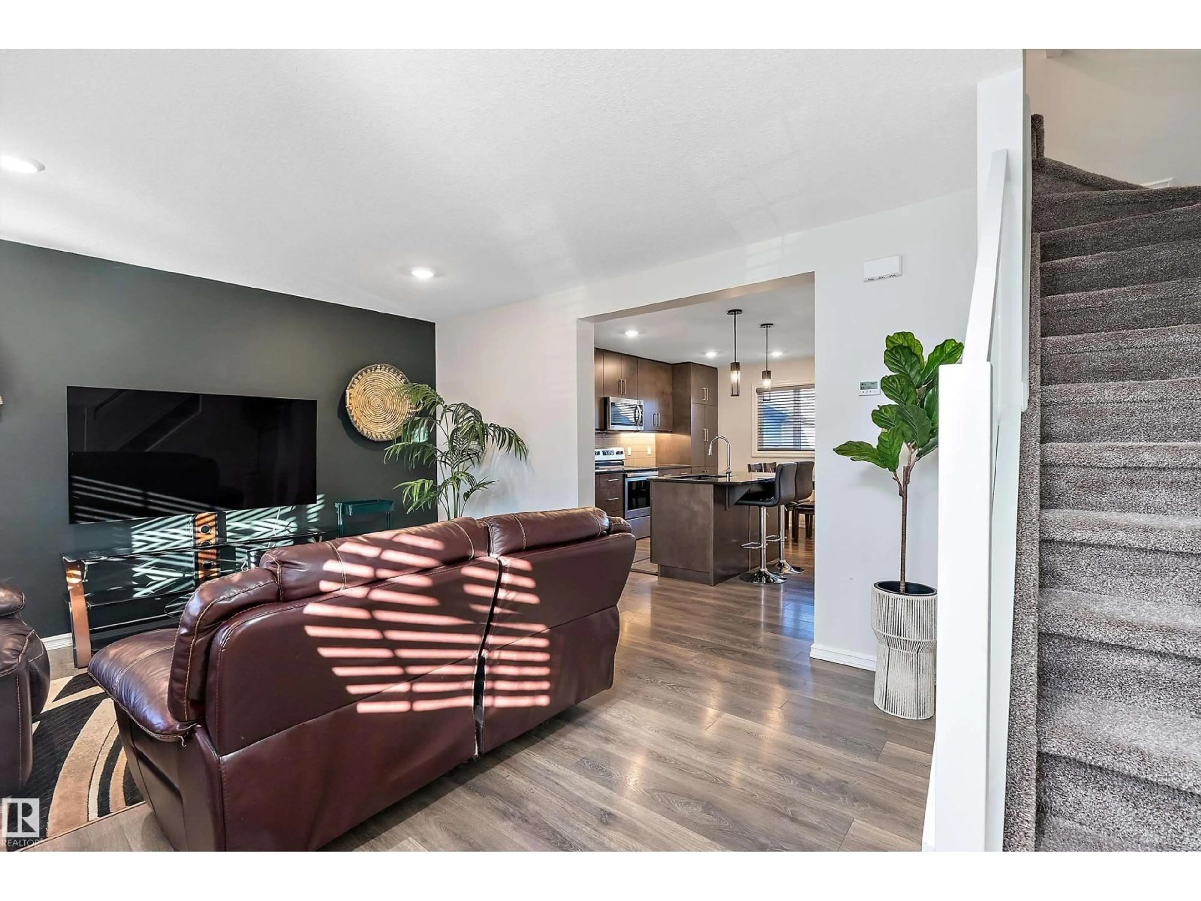 Unknown for NW - 22124 87 AV, Edmonton Alberta T5T7H7