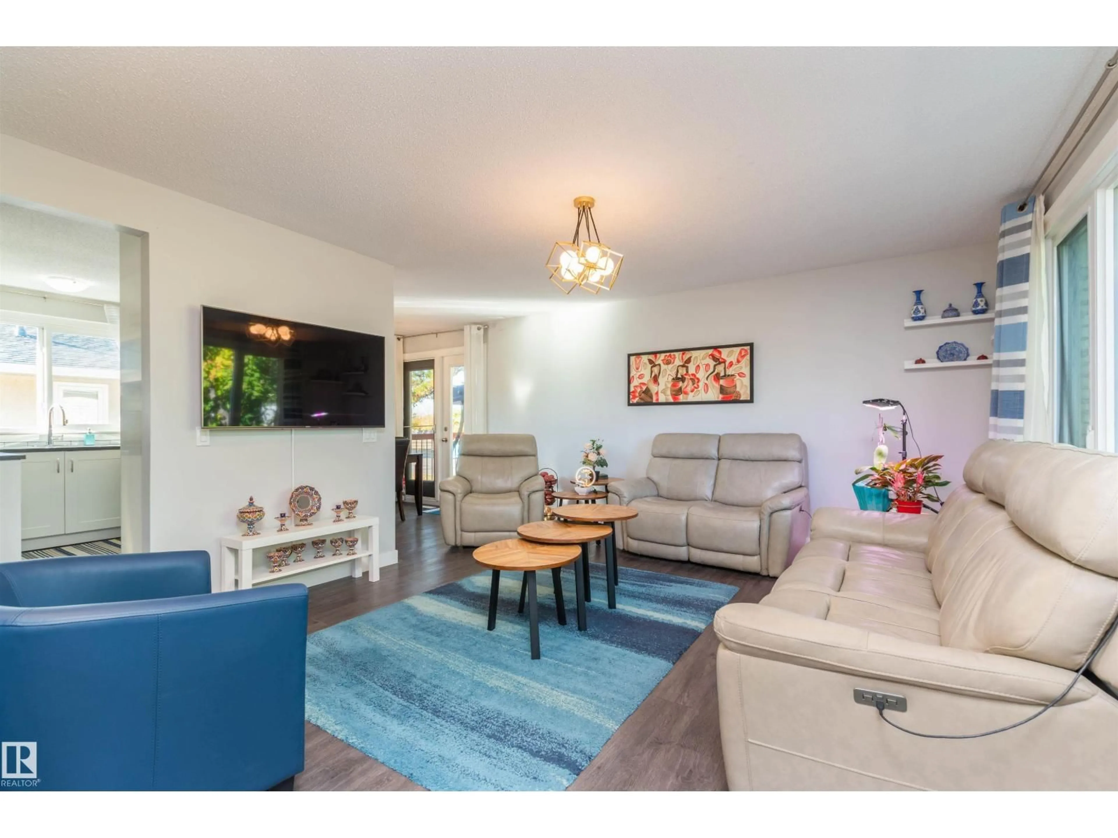 Living room with furniture, unknown for NW - 11227 40 AV, Edmonton Alberta T6J0P9