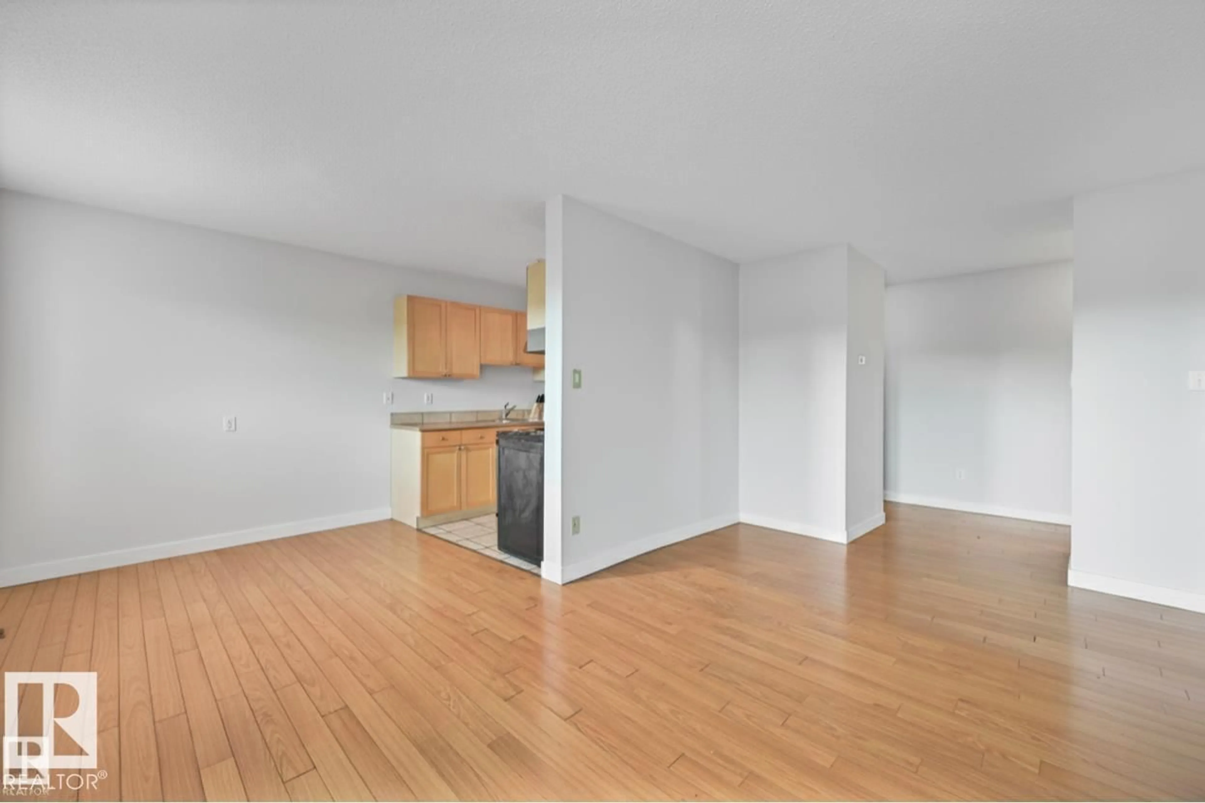 A pic of a room for 205 10917 109 ST NW, Edmonton Alberta T5H3C2