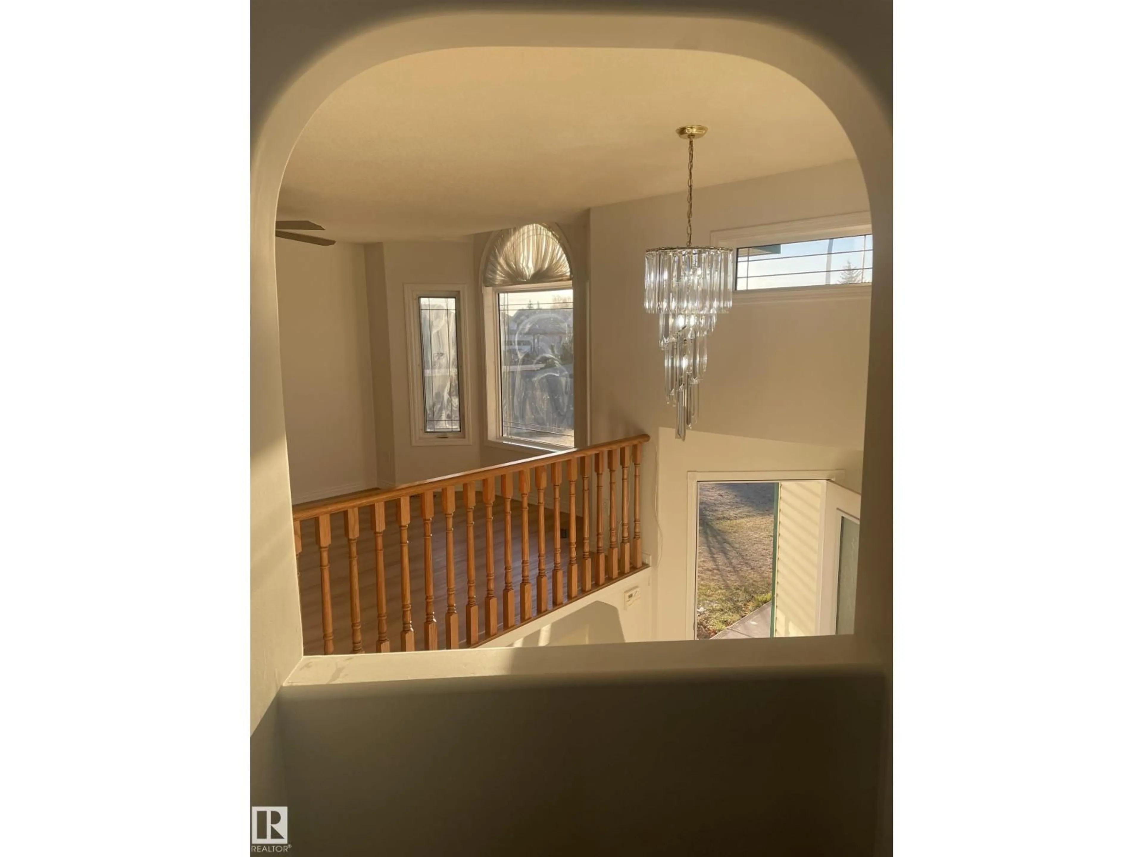 Unknown for 1043 JONES CR, Edmonton Alberta T6L6Y2