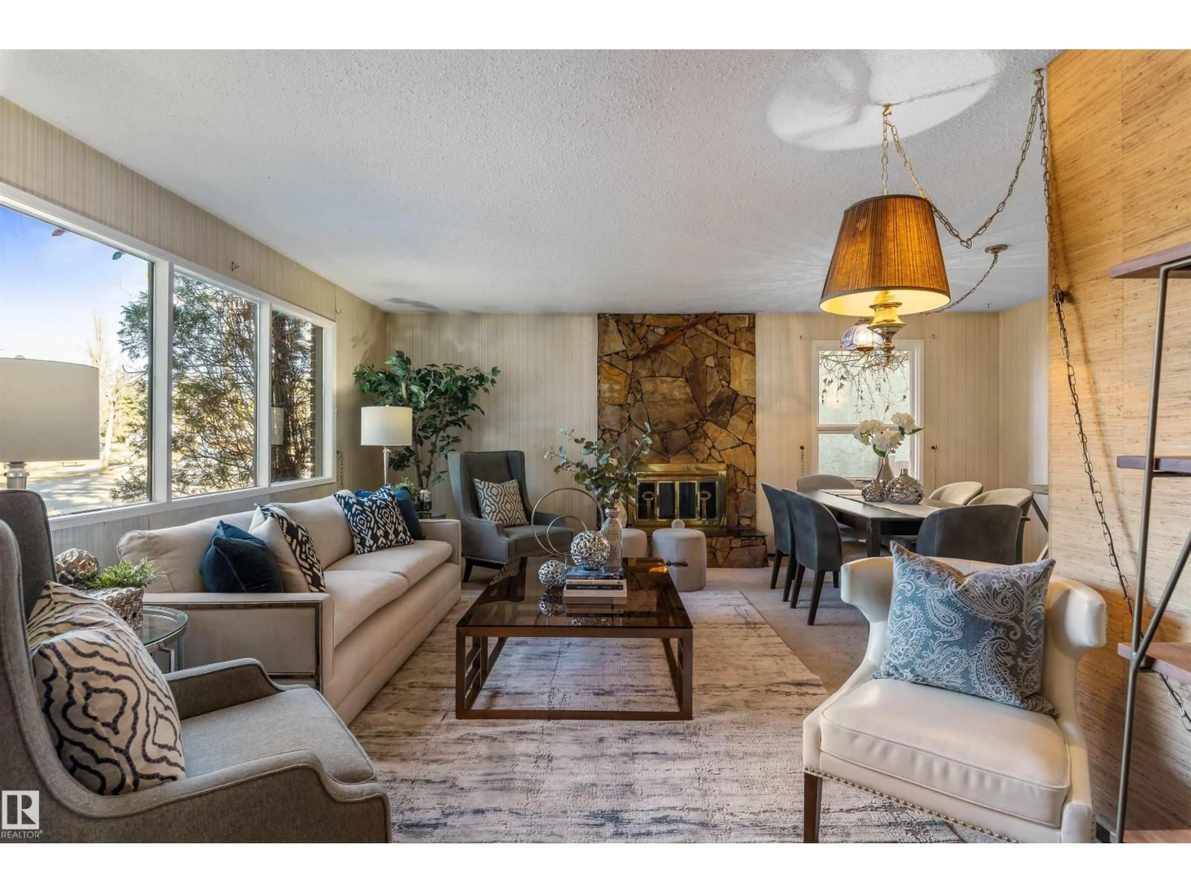 Living room with furniture, unknown for 66 AKINS DR, St. Albert Alberta T8N2Y7