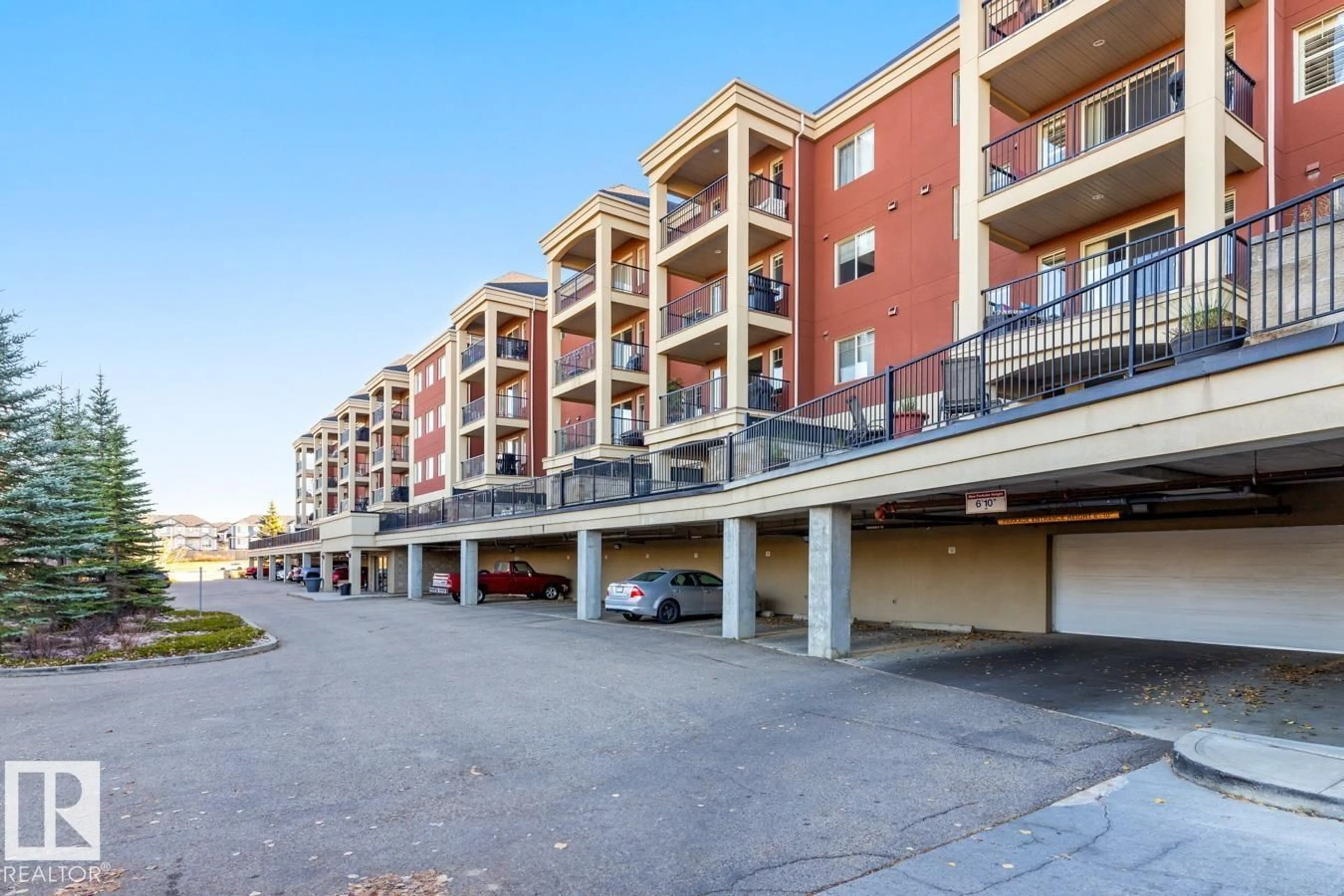 Patio, unknown for 302 - 501 PALISADES WY, Sherwood Park Alberta T8H0H3