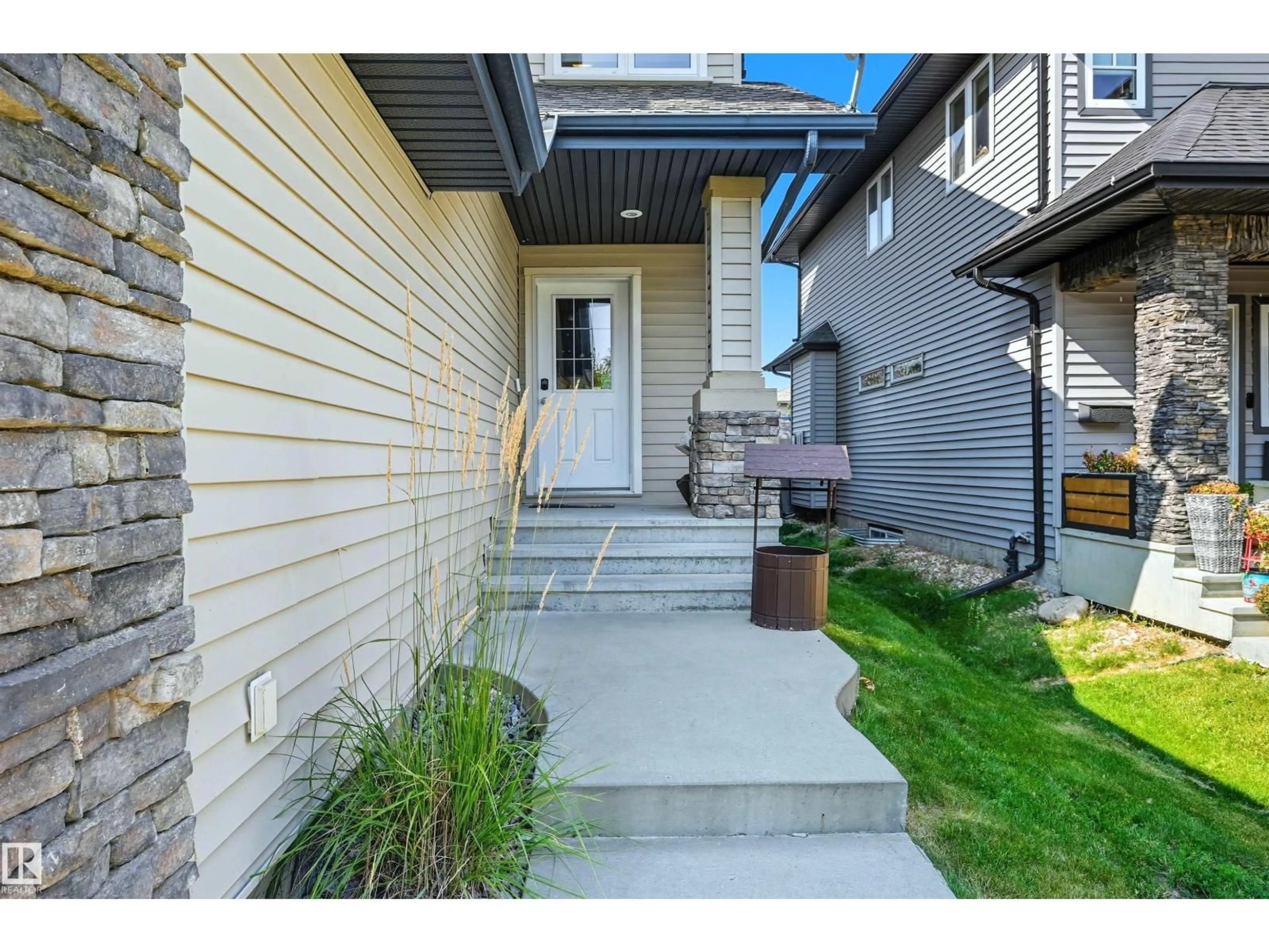 Unknown for 2608 ANDERSON CR, Edmonton Alberta T6W0K9