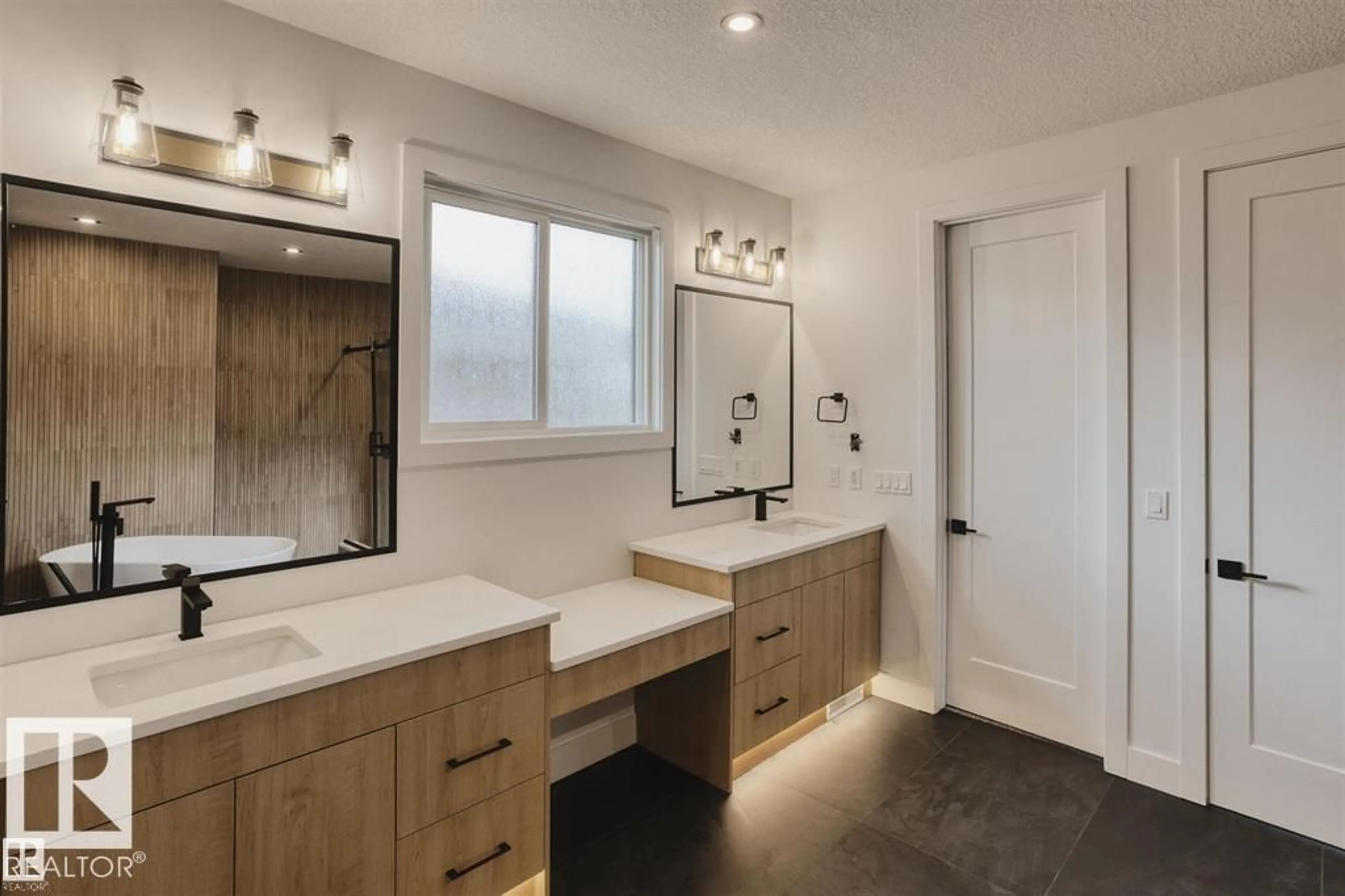 Contemporary bathroom, ceramic/tile floor for 63 JUBILATION DR, St. Albert Alberta T8N7W7