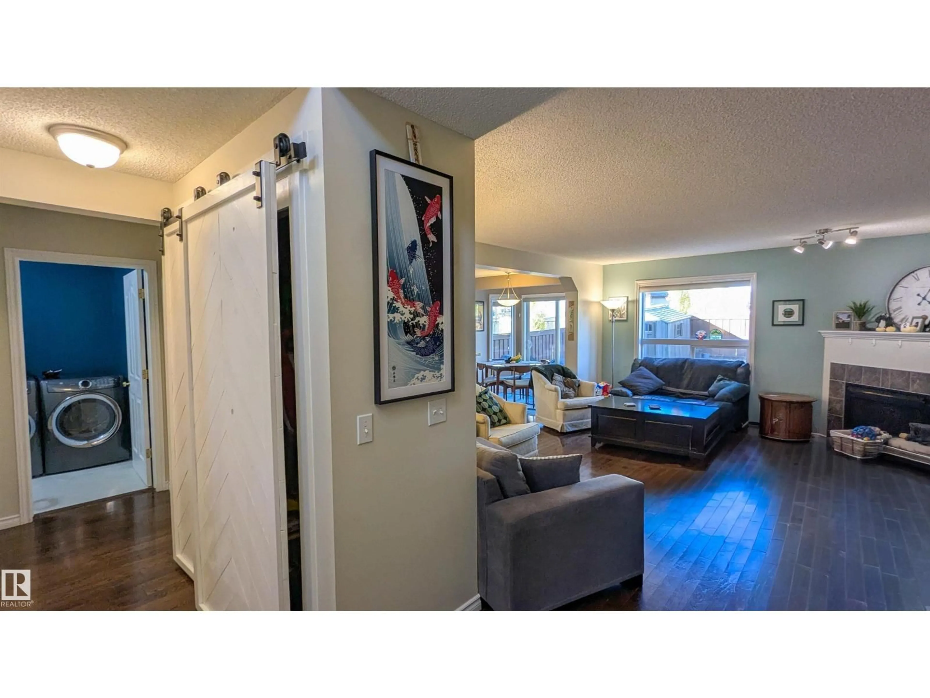 Unknown for 7424 SINGER LANDING LD, Edmonton Alberta T6R3S2