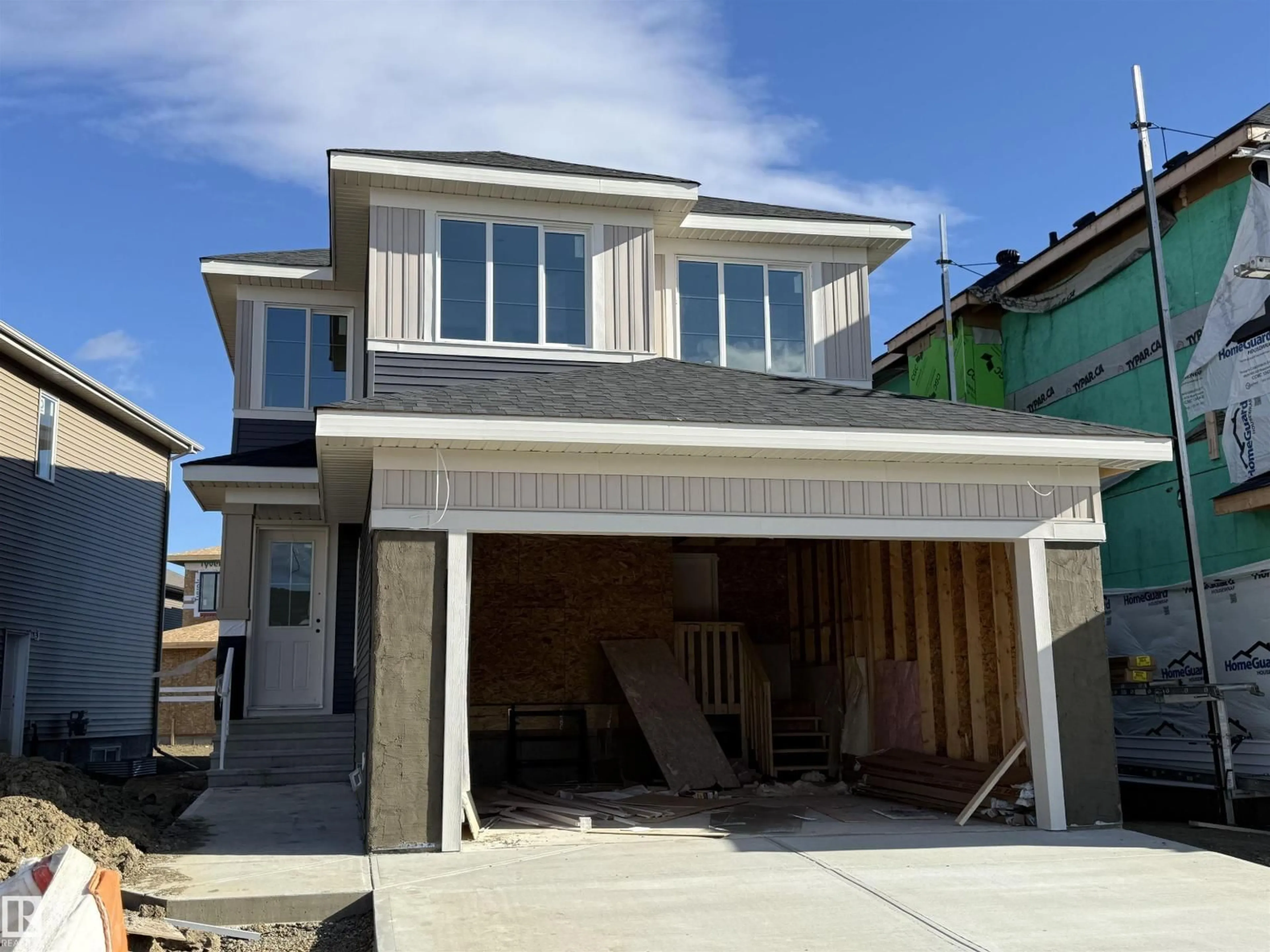 Home with vinyl exterior material, street for 5 ROSA CR, St. Albert Alberta T8N8E7