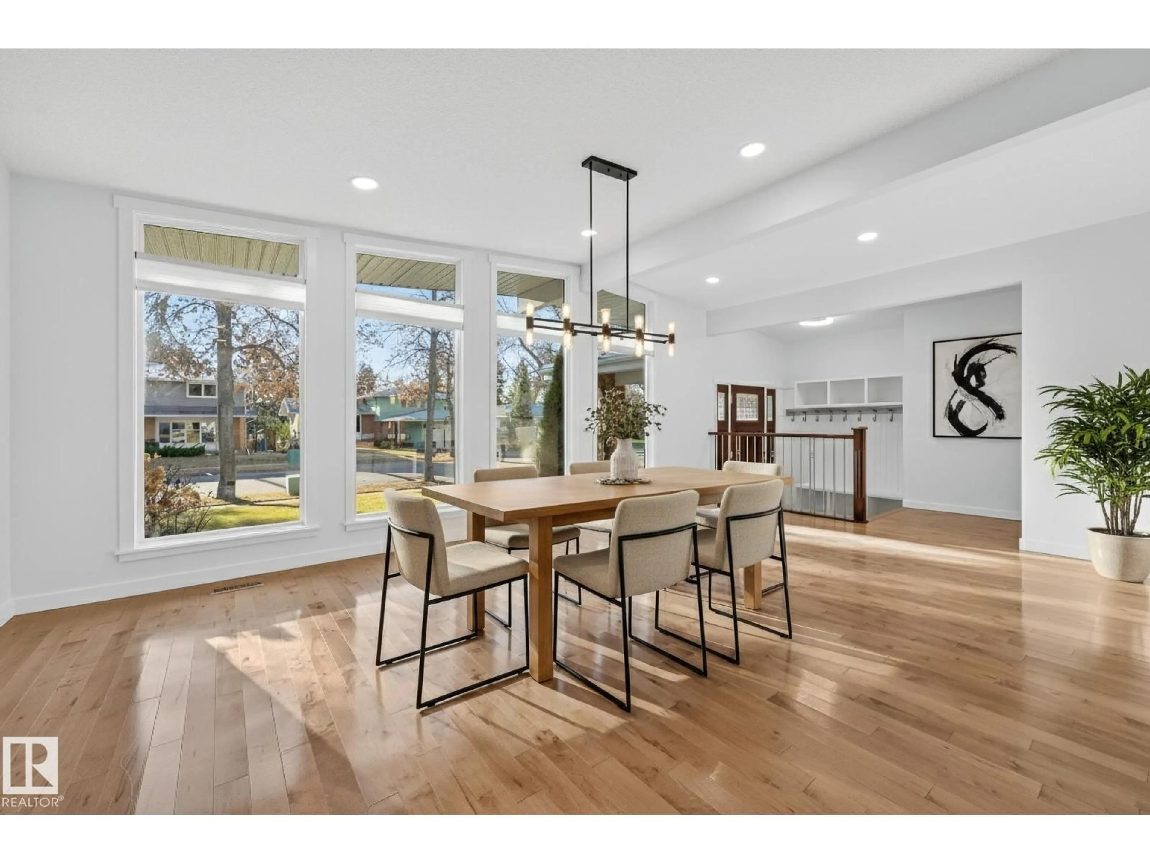 Dining room, wood/laminate floor for 94 GLENWOOD CR, St. Albert Alberta T8N1X5