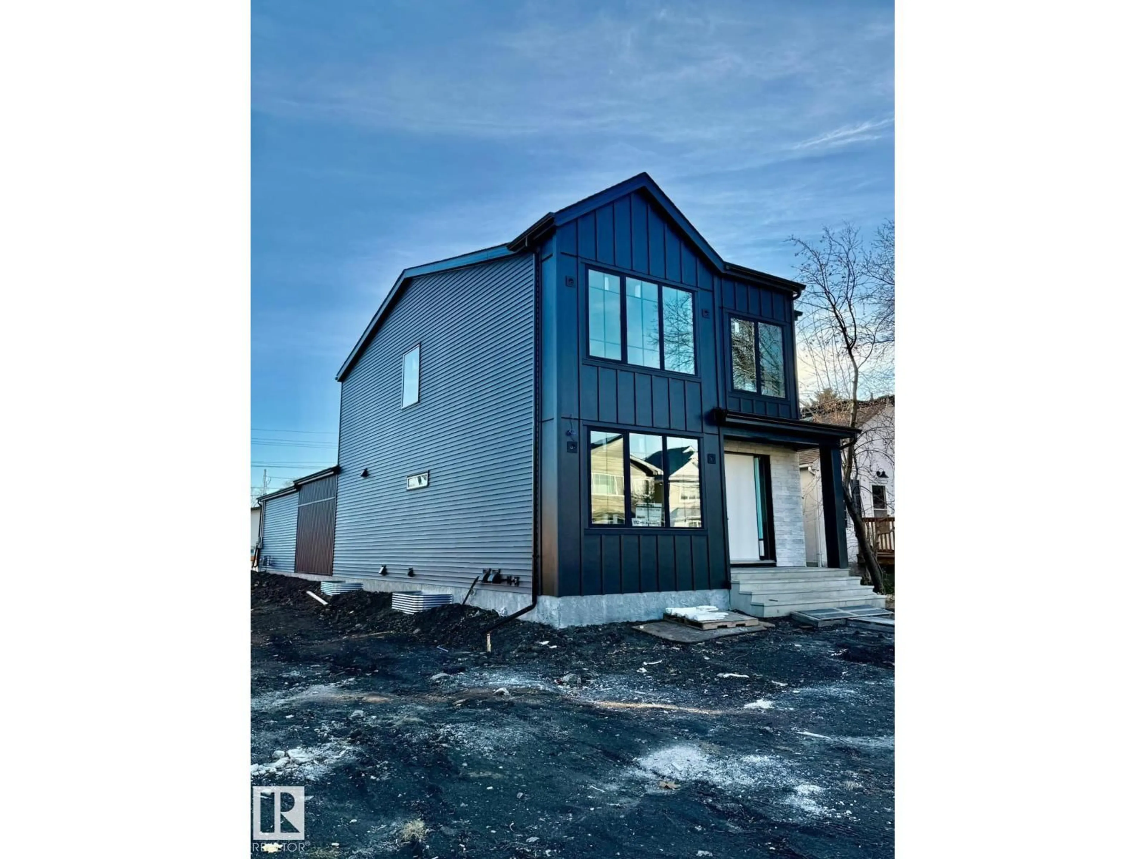 Home with vinyl exterior material, building for NW - 11121 51 ST, Edmonton Alberta T5W3E5