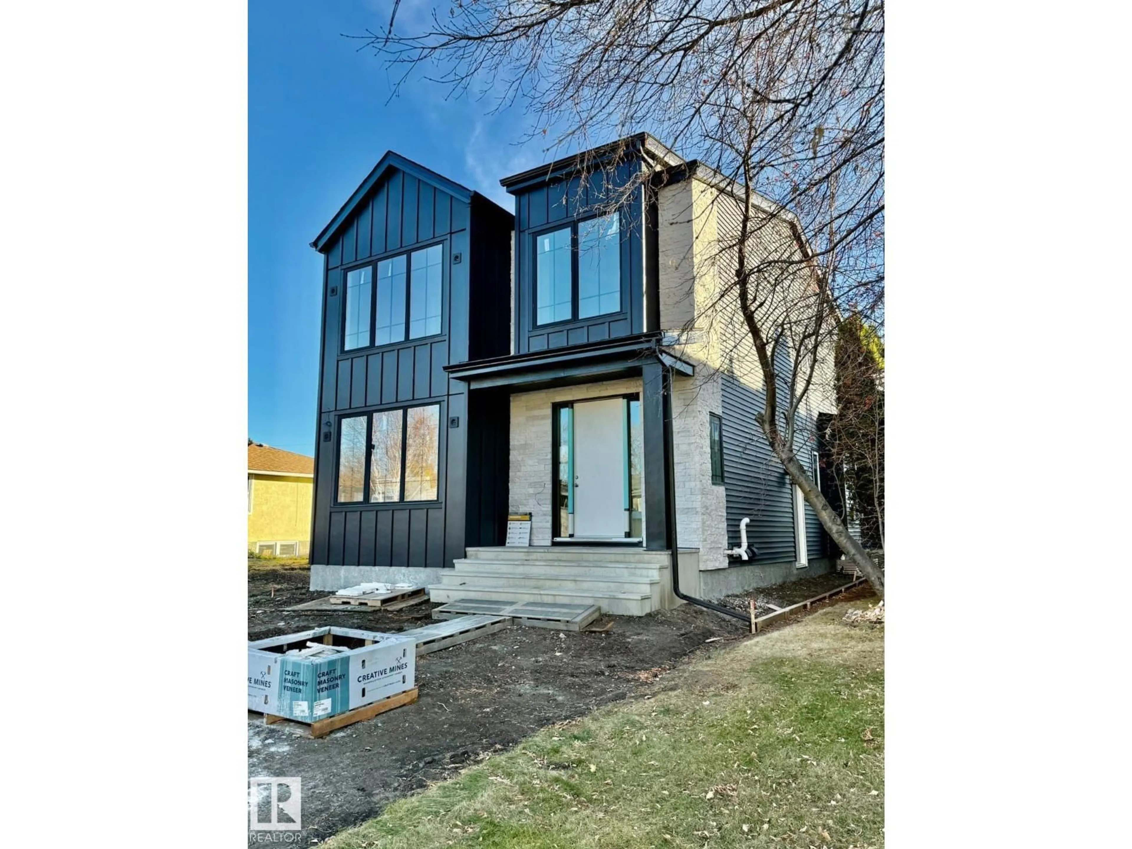 Unknown for NW - 11121 51 ST, Edmonton Alberta T5W3E5