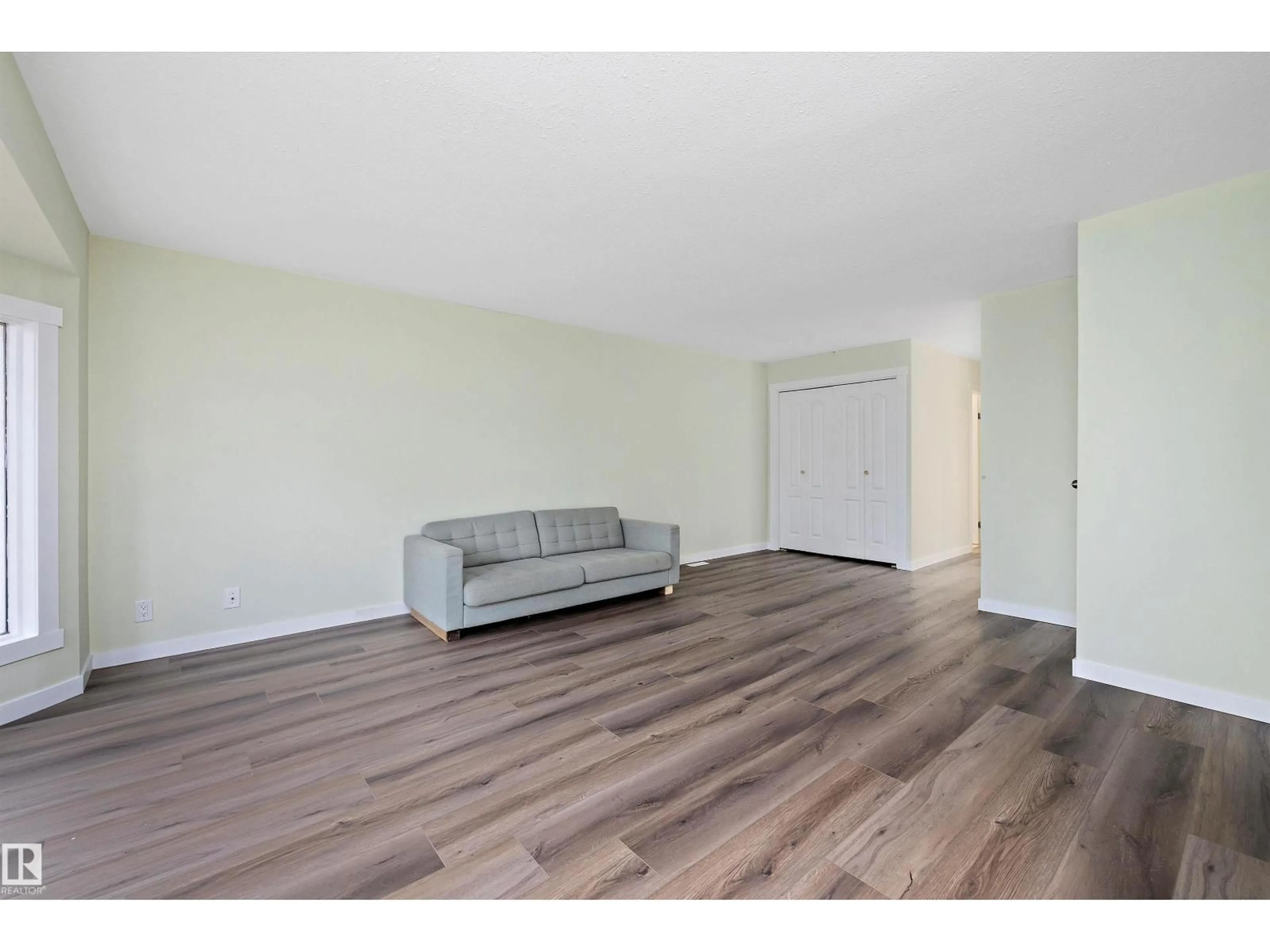 A pic of a room for NW - 12828 125 ST, Edmonton Alberta T5L0T9
