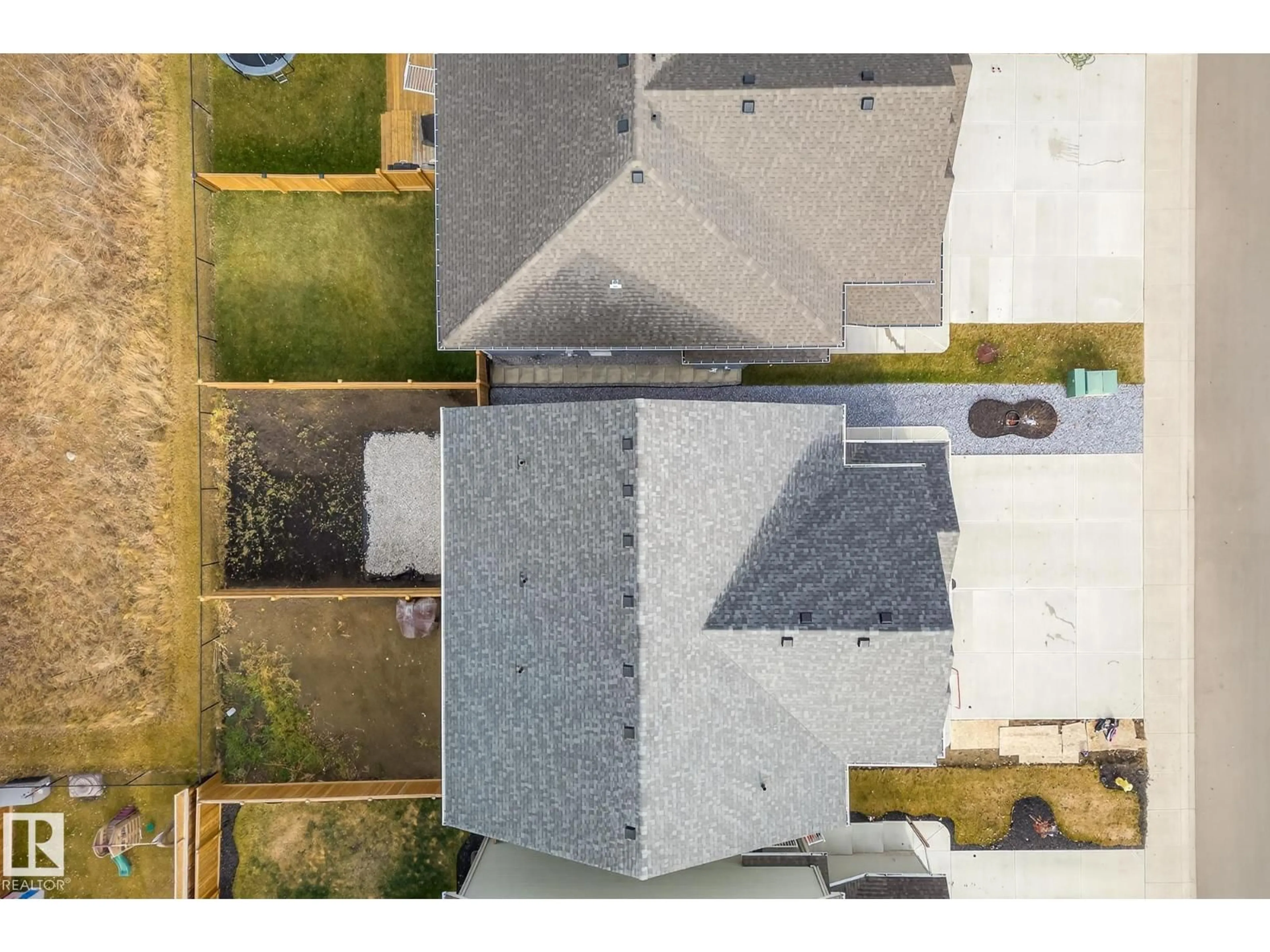 A pic from outside/outdoor area/front of a property/back of a property/a pic from drone, street for 140 RANCHER RD, Ardrossan Alberta T8E0A7