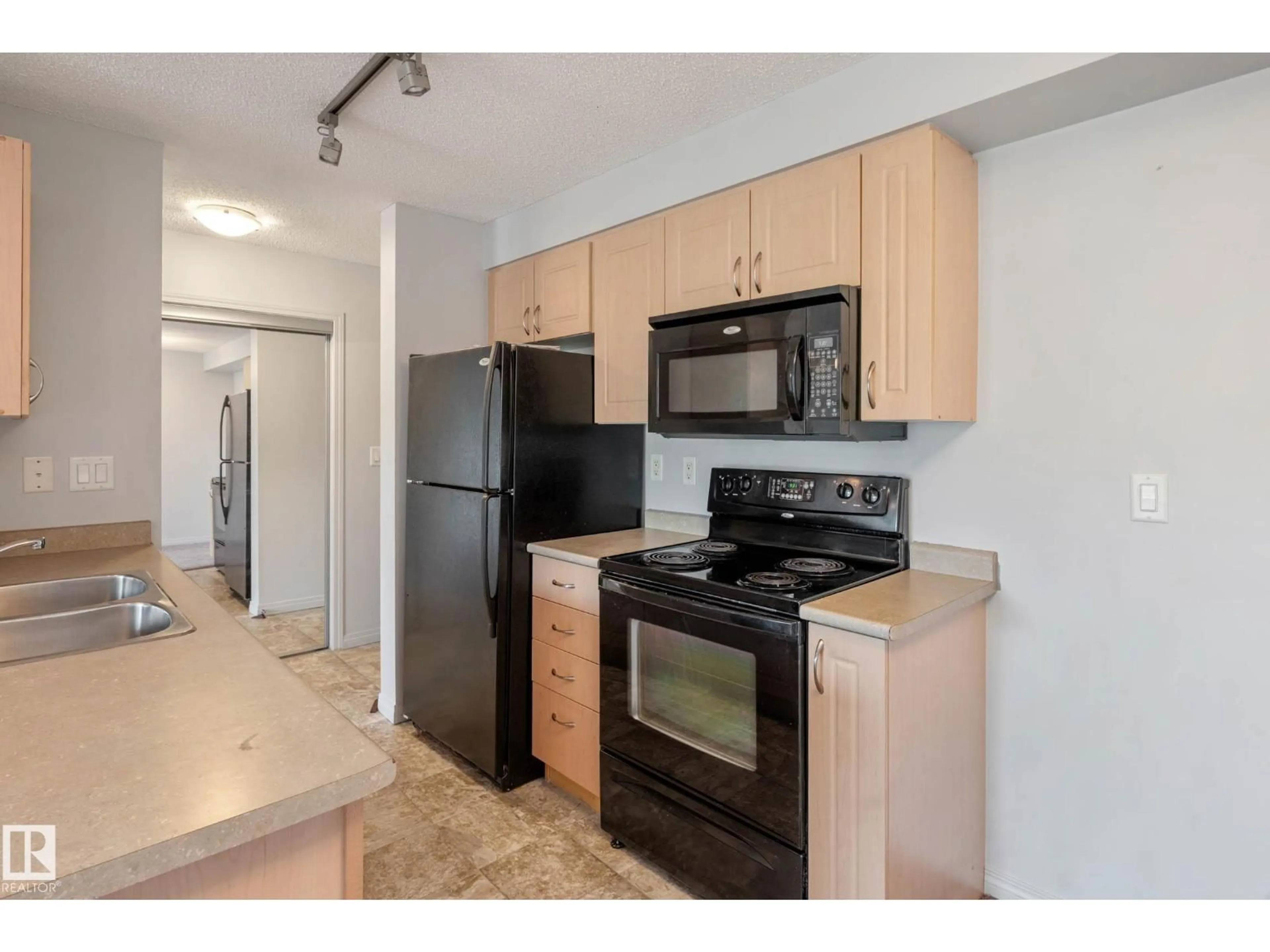 Standard kitchen, unknown for #319 - 13907 136 ST, Edmonton Alberta T6V1Y5