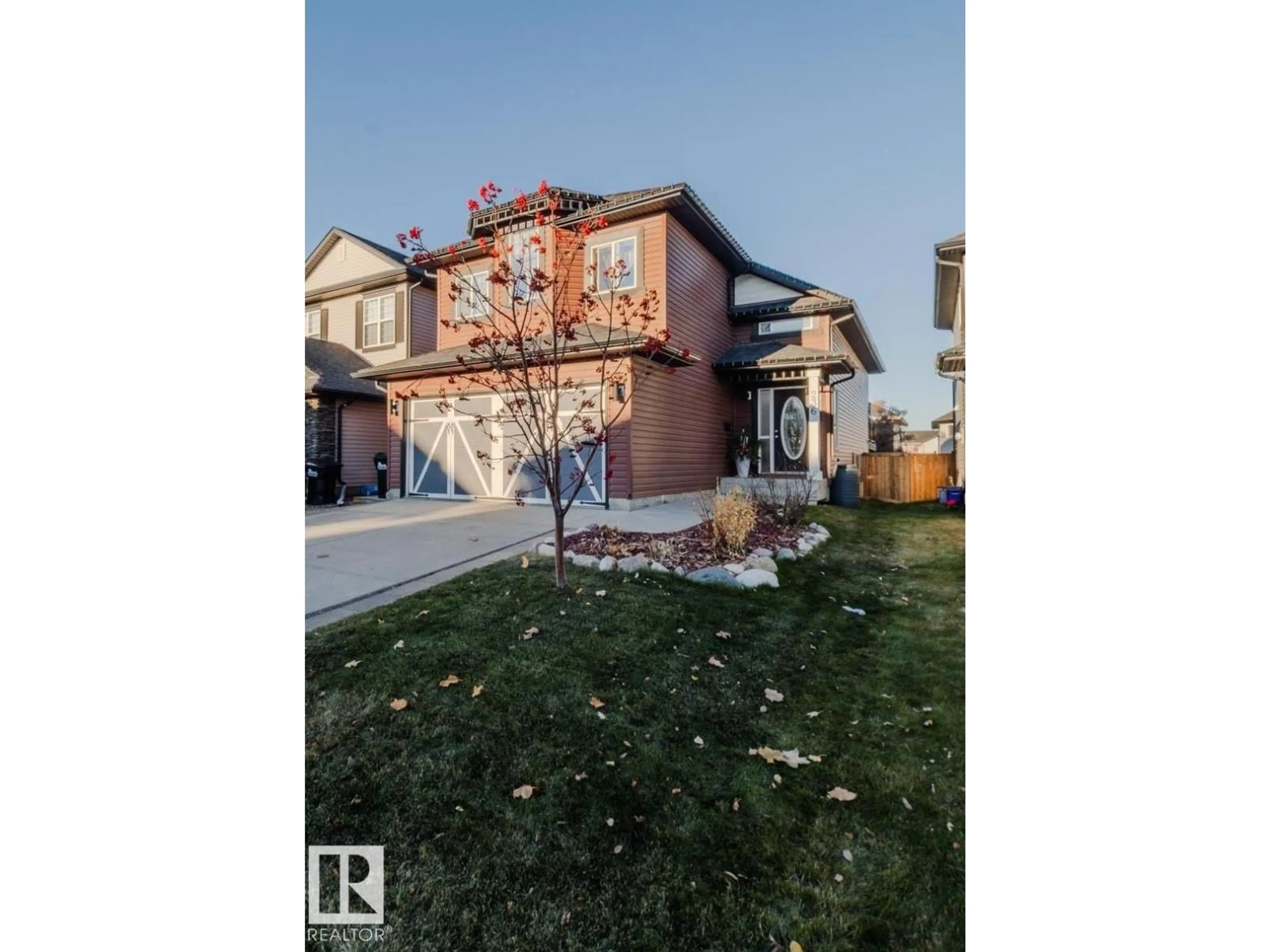 A pic from outside/outdoor area/front of a property/back of a property/a pic from drone, street for 236 ASCOTT CR, Sherwood Park Alberta T8H0A6