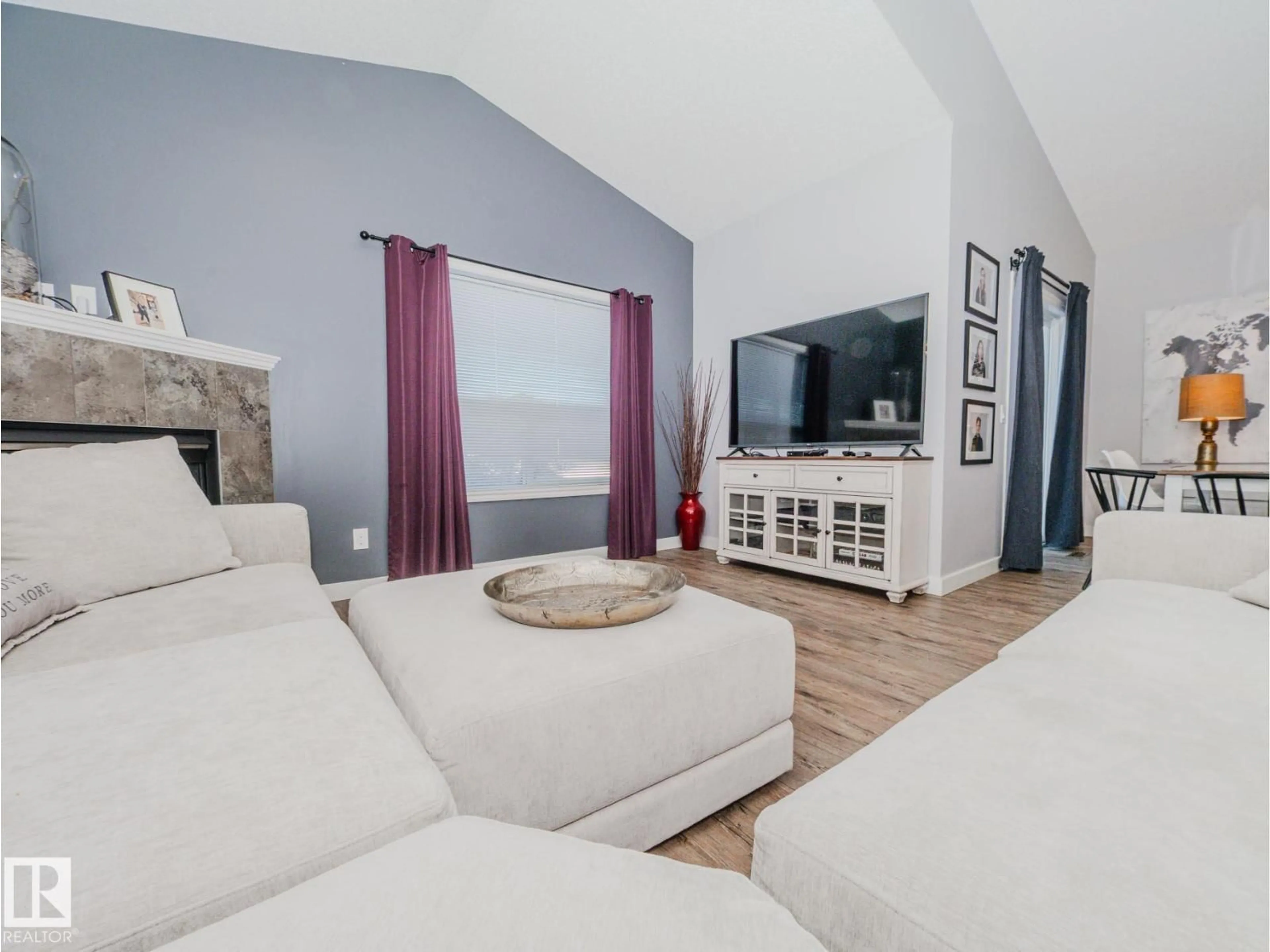 Living room with furniture, unknown for 236 ASCOTT CR, Sherwood Park Alberta T8H0A6