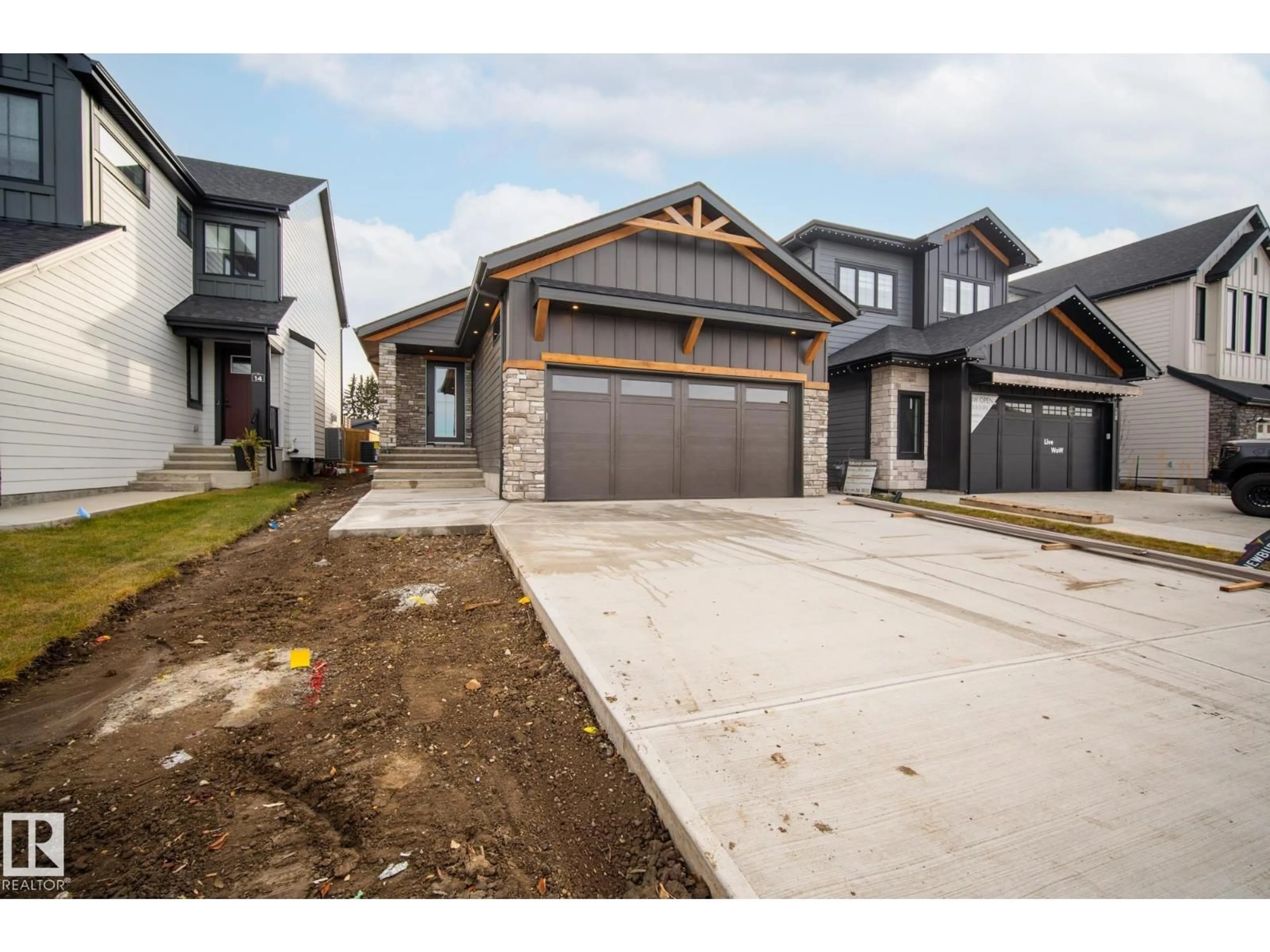 Unknown for 12 NEWBURY CI, Sherwood Park Alberta T8B0E8