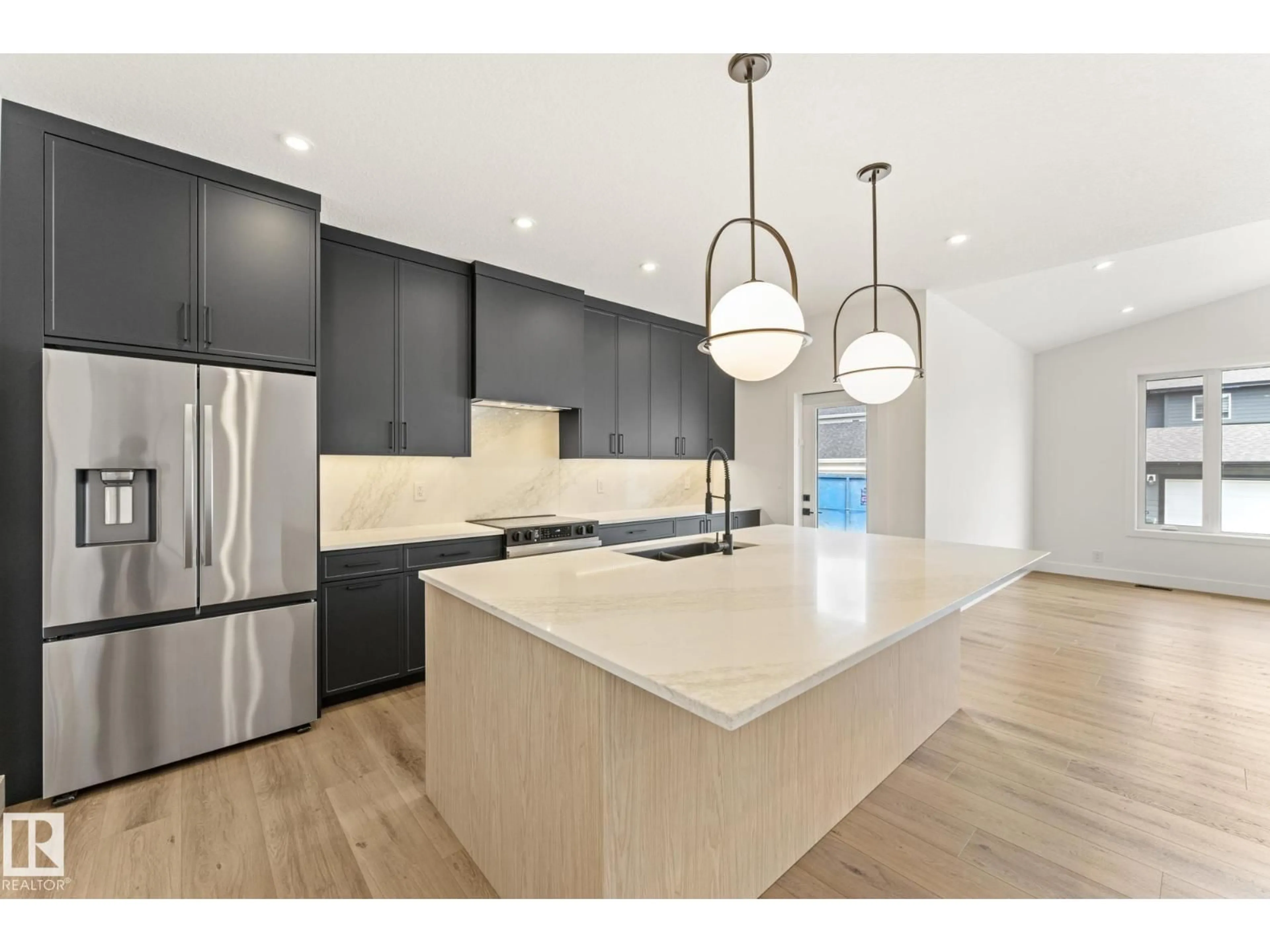 Open concept kitchen, unknown for 101 NEWBURY CI, Sherwood Park Alberta T8B0E8