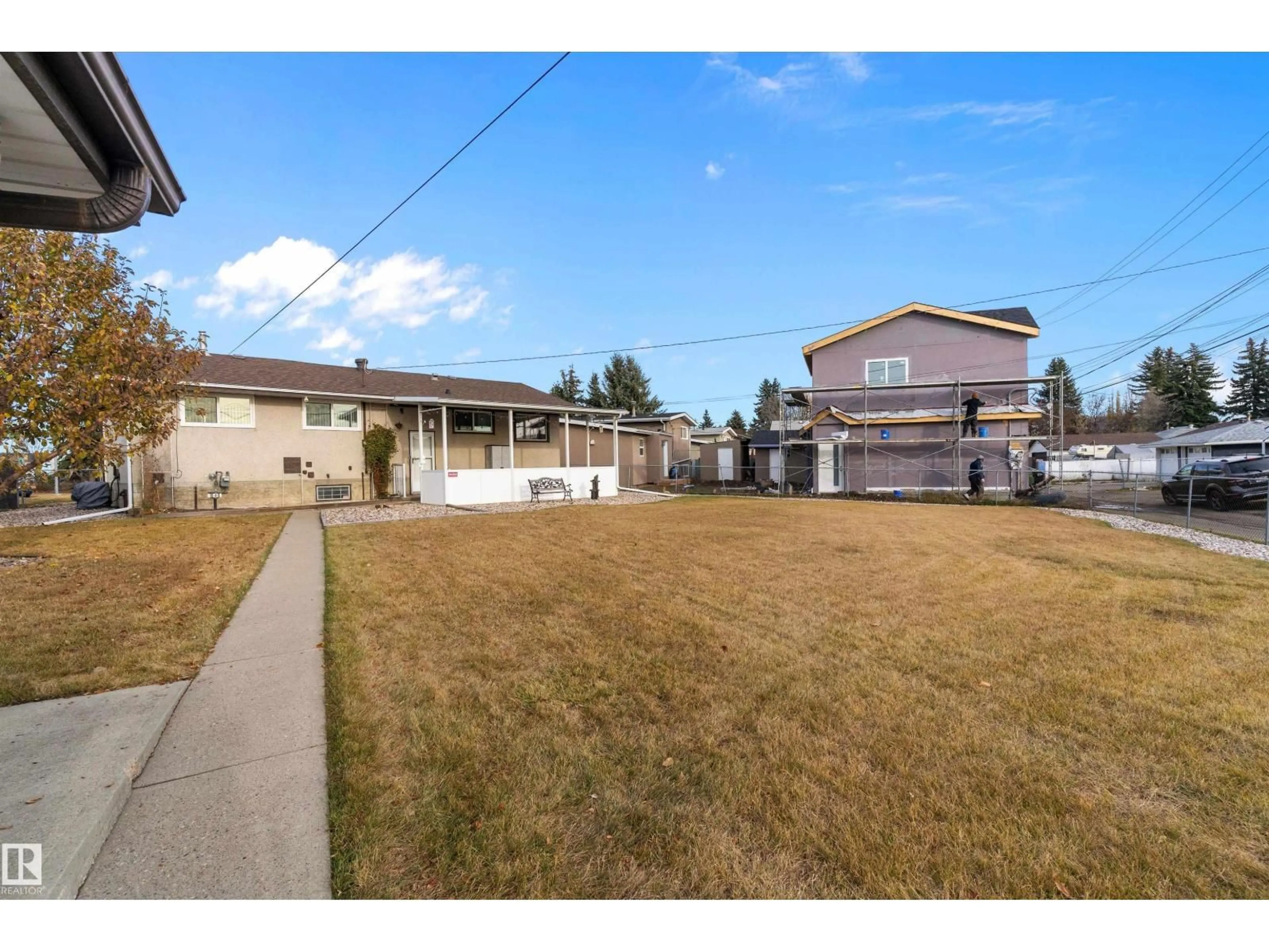 A pic from outside/outdoor area/front of a property/back of a property/a pic from drone, street for 13219 136A AV NW, Edmonton Alberta T5L4B7