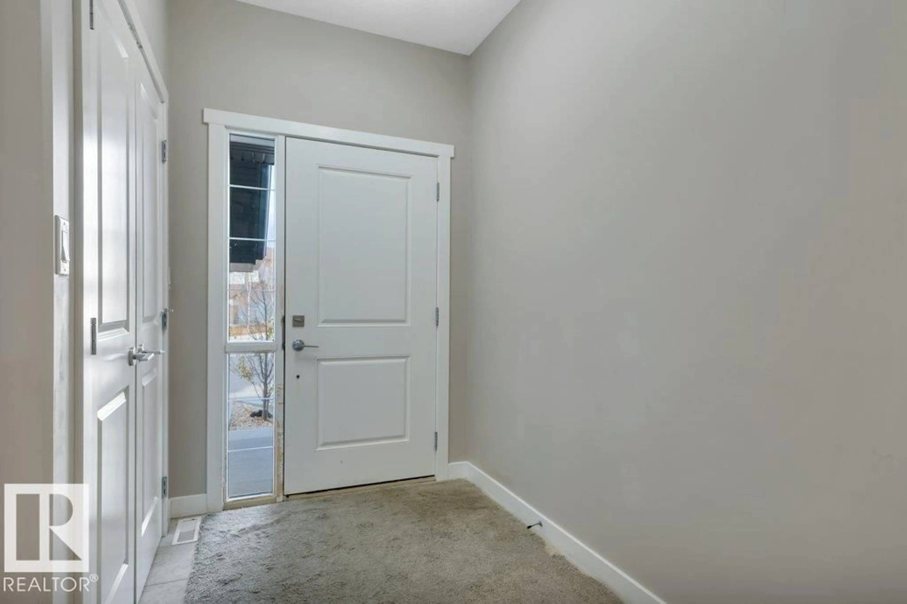 Indoor entryway for 363 REYNALDS CO, Leduc Alberta T9E0T2