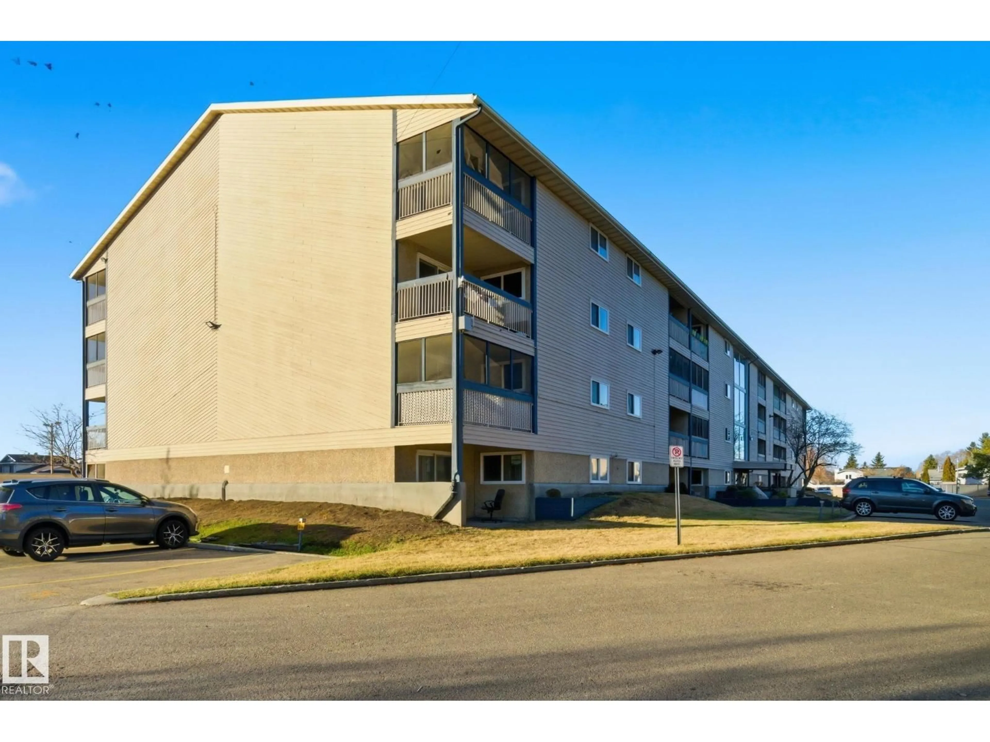 Unknown for 2624 MILL WOODS RD E, Edmonton Alberta T6L5K7