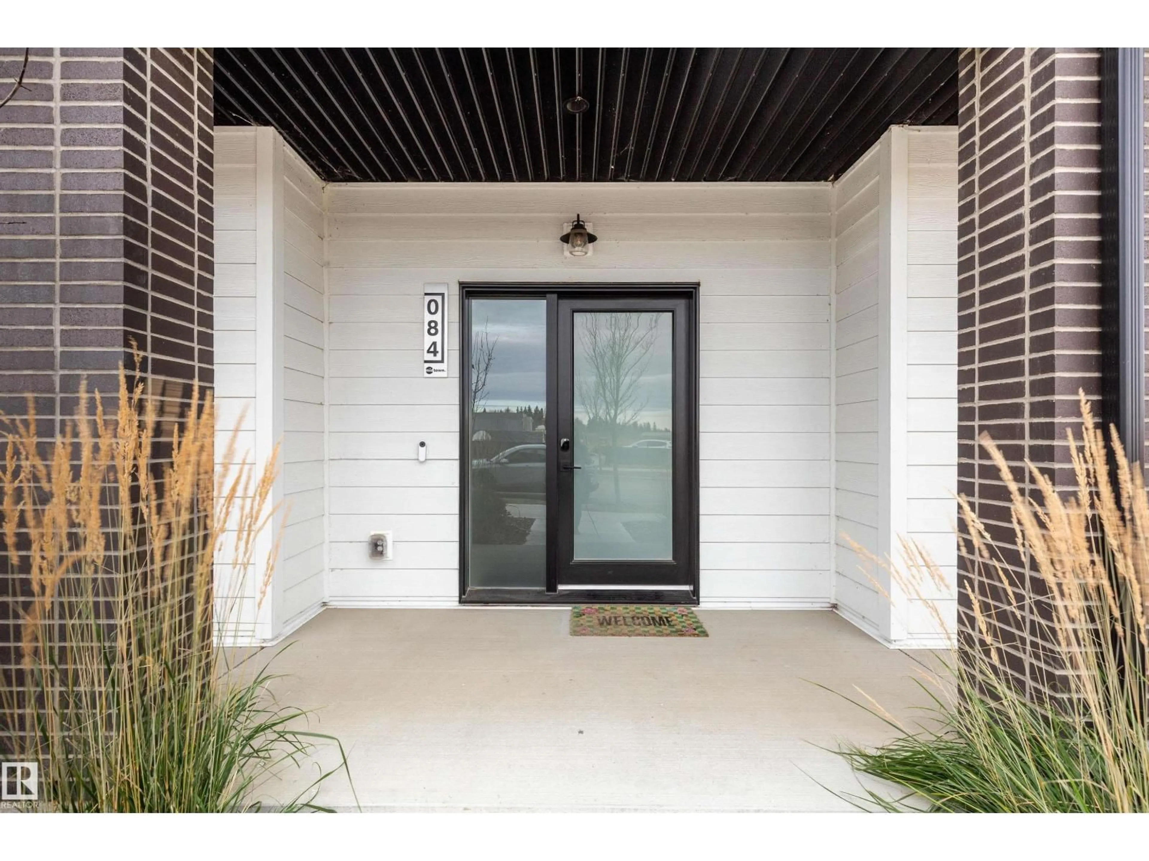 Indoor entryway for 5 - 84 RONDEAU DR, St. Albert Alberta T8N7X8