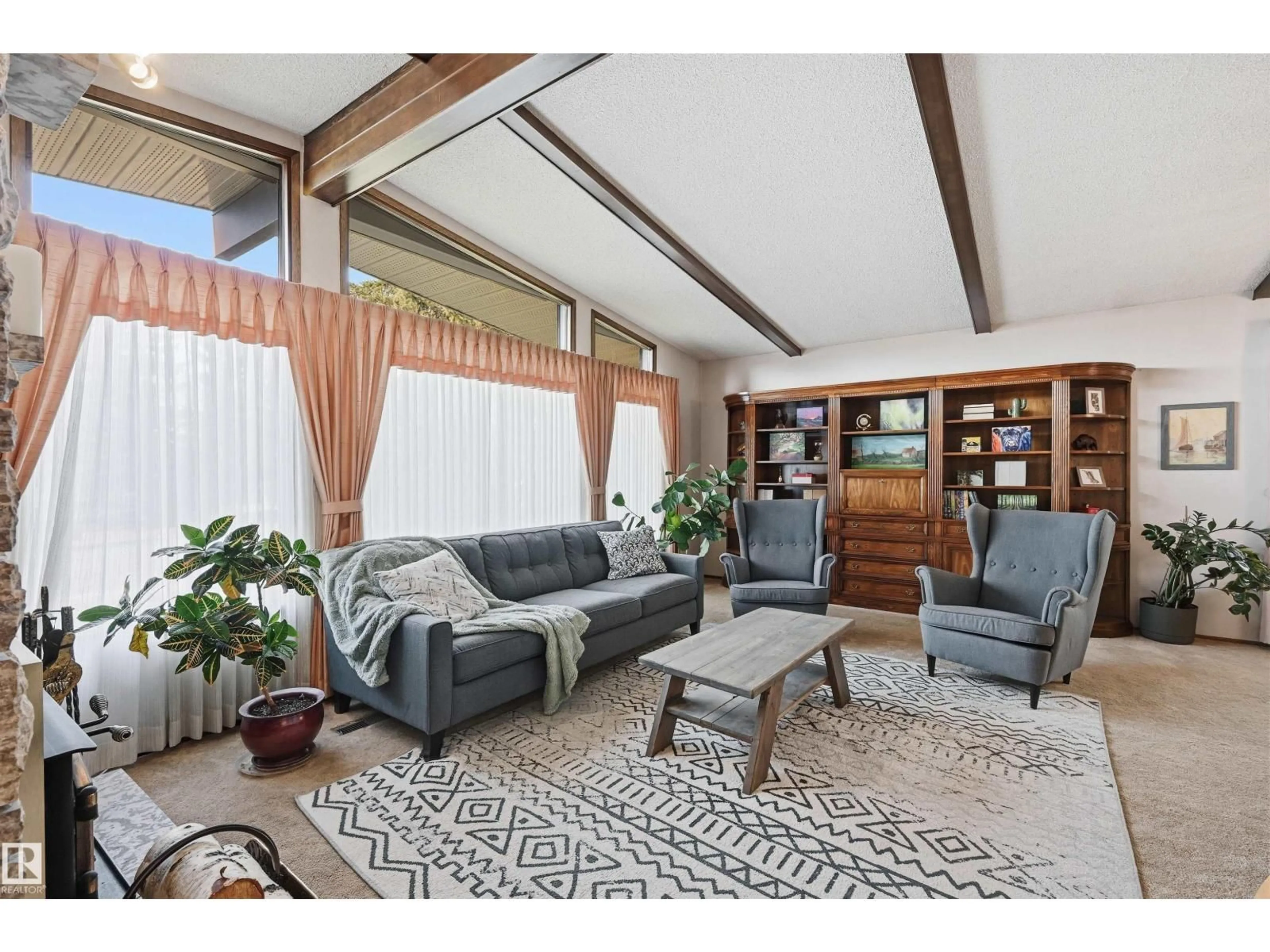 Living room with furniture, unknown for NW - 4231 86 ST, Edmonton Alberta T6K1C5