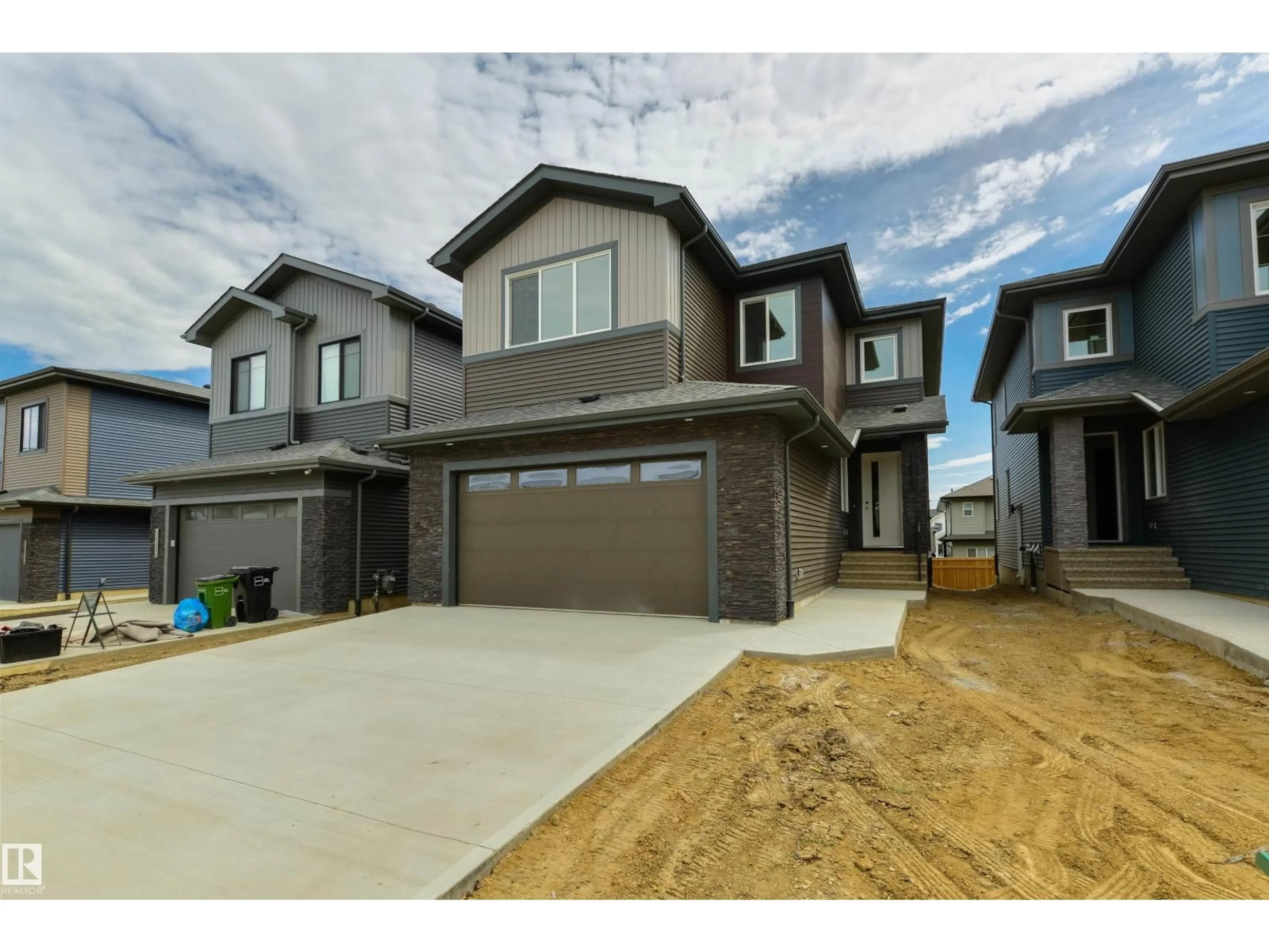 Unknown for 5449 KOOTOOK RD, Edmonton Alberta T6W4W1