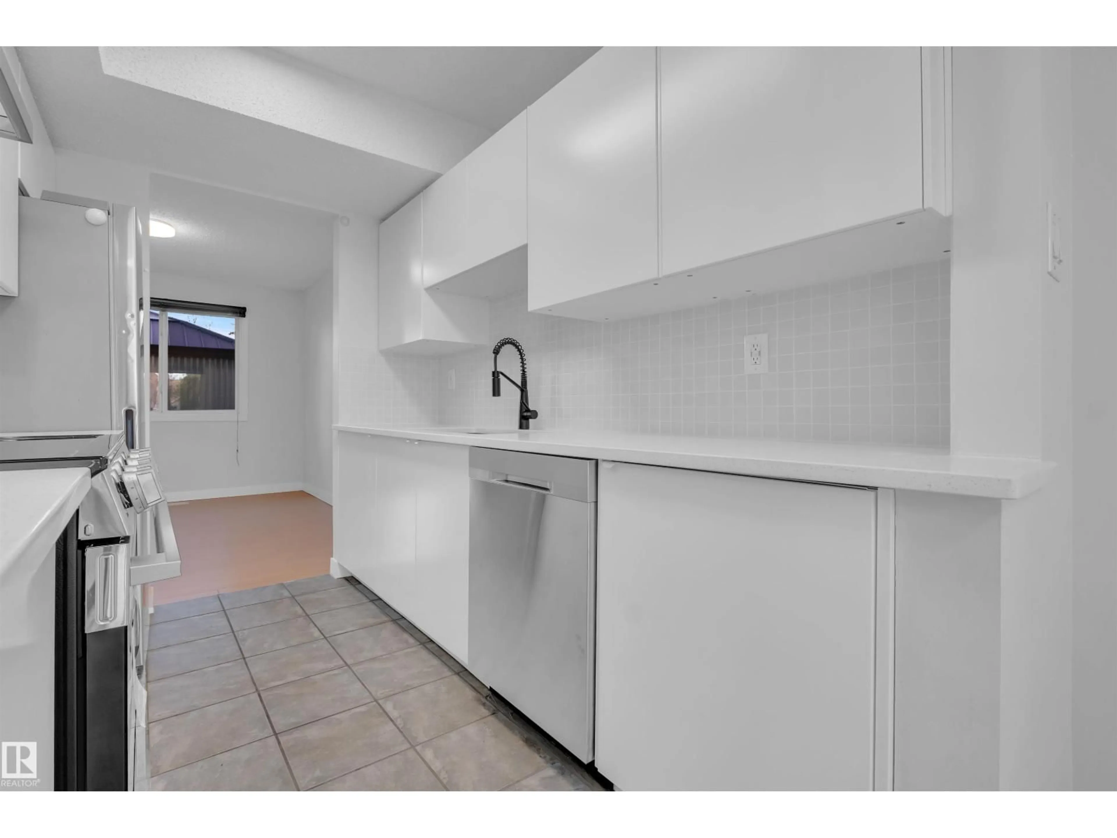 Standard kitchen, ceramic/tile floor for #59 - 3221 119 ST, Edmonton Alberta T6J5K7