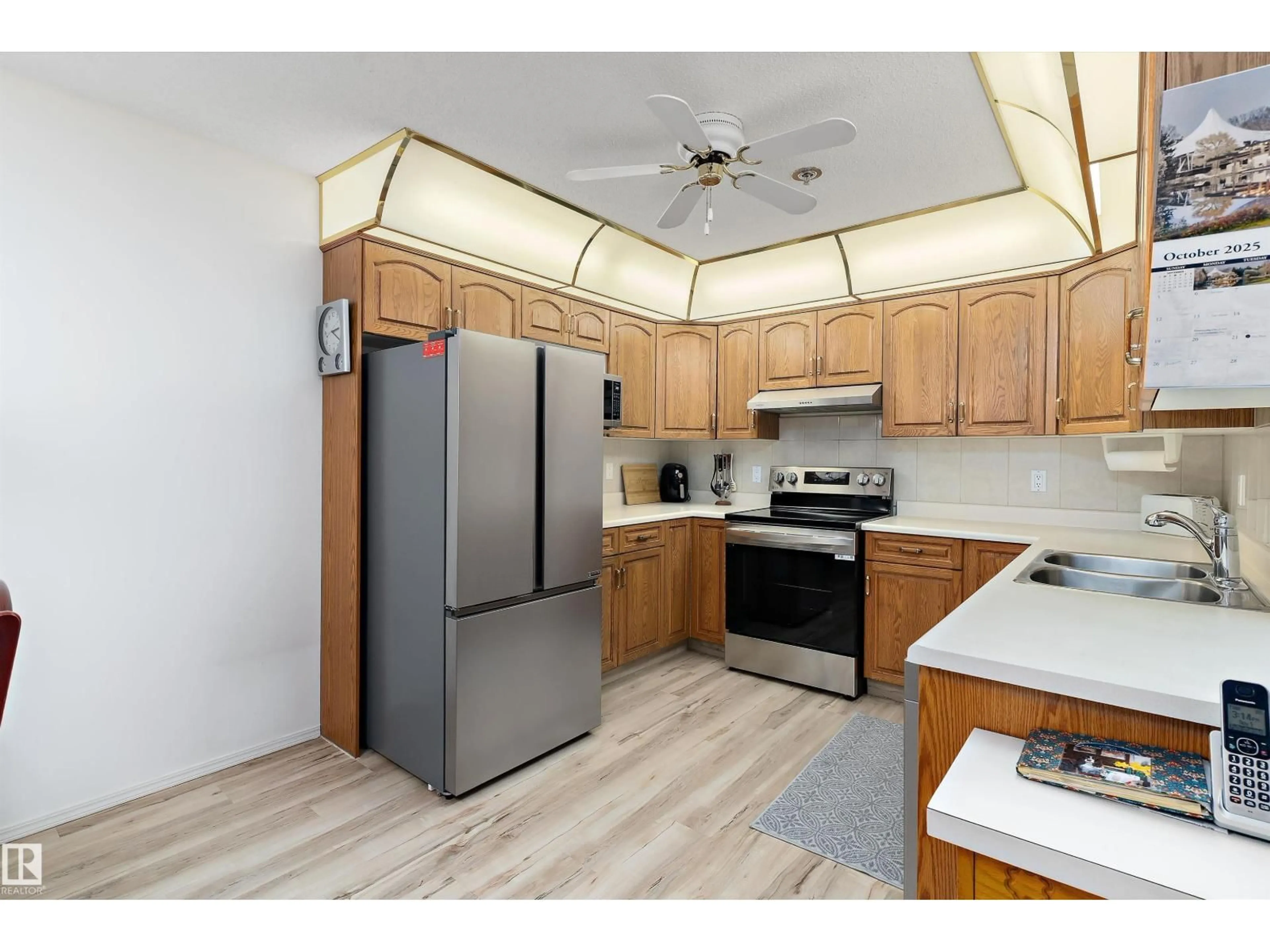 Standard kitchen, unknown for #209 - 10915 21 AV, Edmonton Alberta T6J6X2