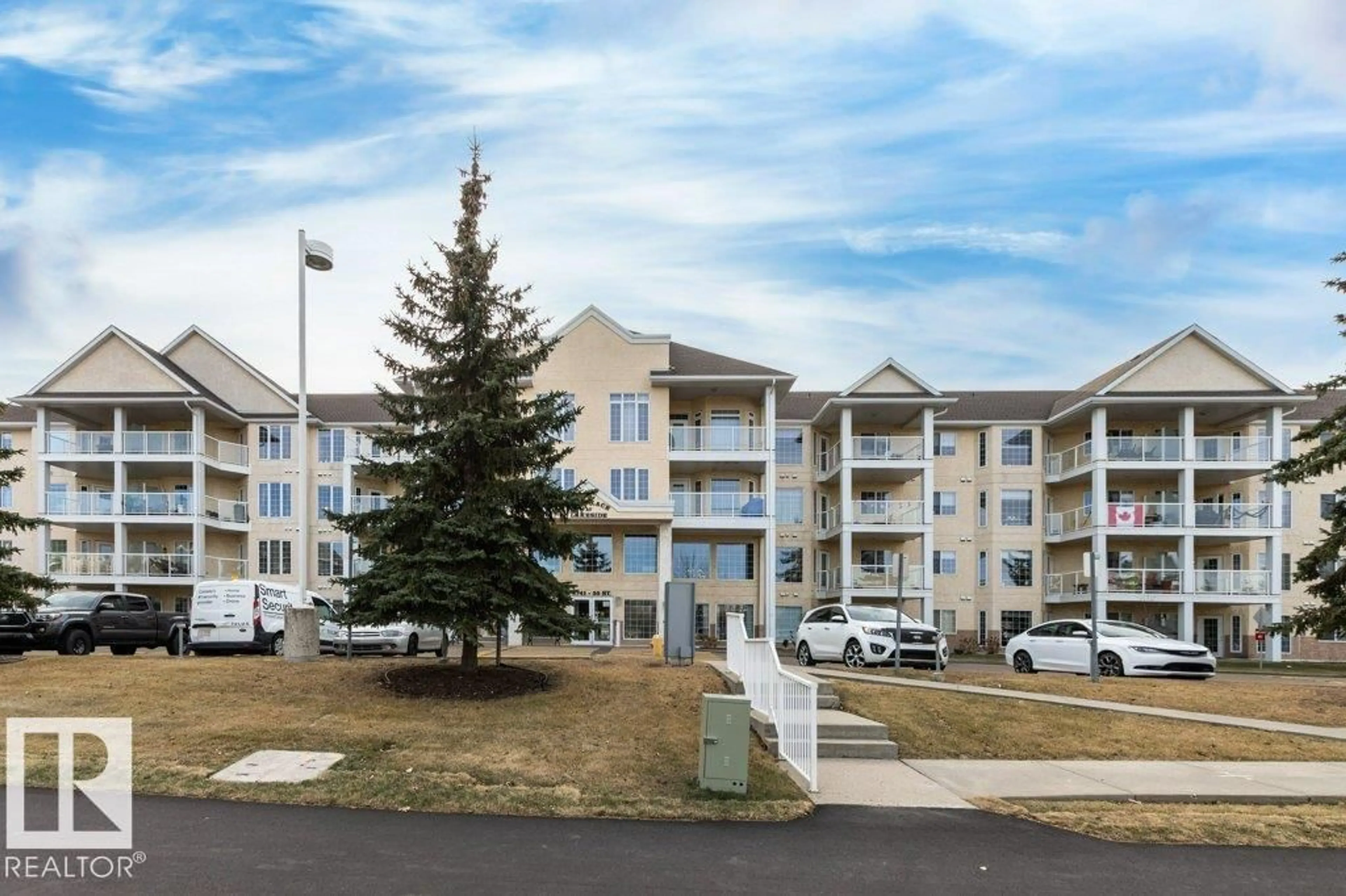 Patio, unknown for #104 - 2741 55 ST, Edmonton Alberta T6L7G7