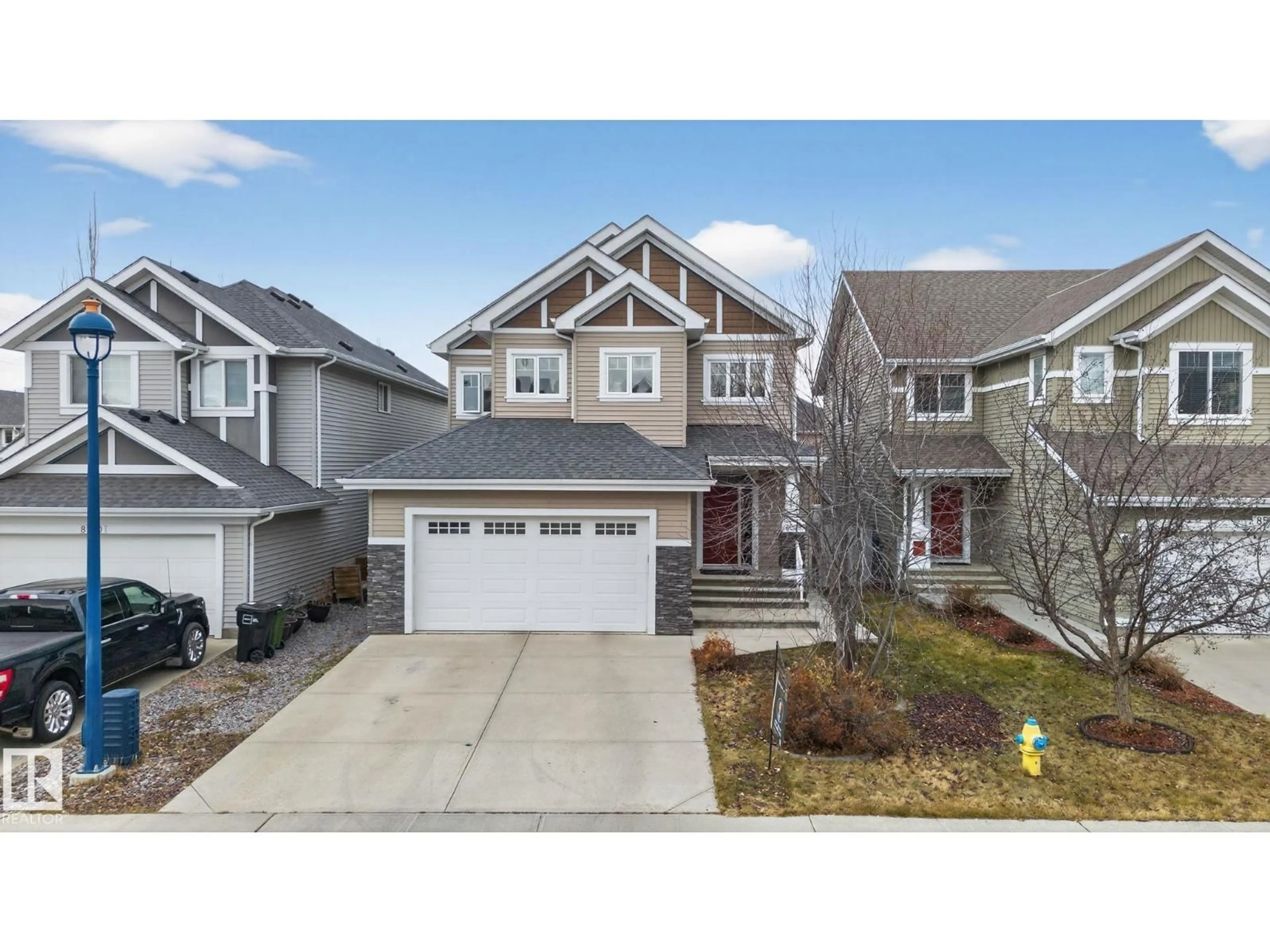 A pic from outside/outdoor area/front of a property/back of a property/a pic from drone, street for SW SW - 8536 19 AVENUE, Edmonton Alberta T6X0R6