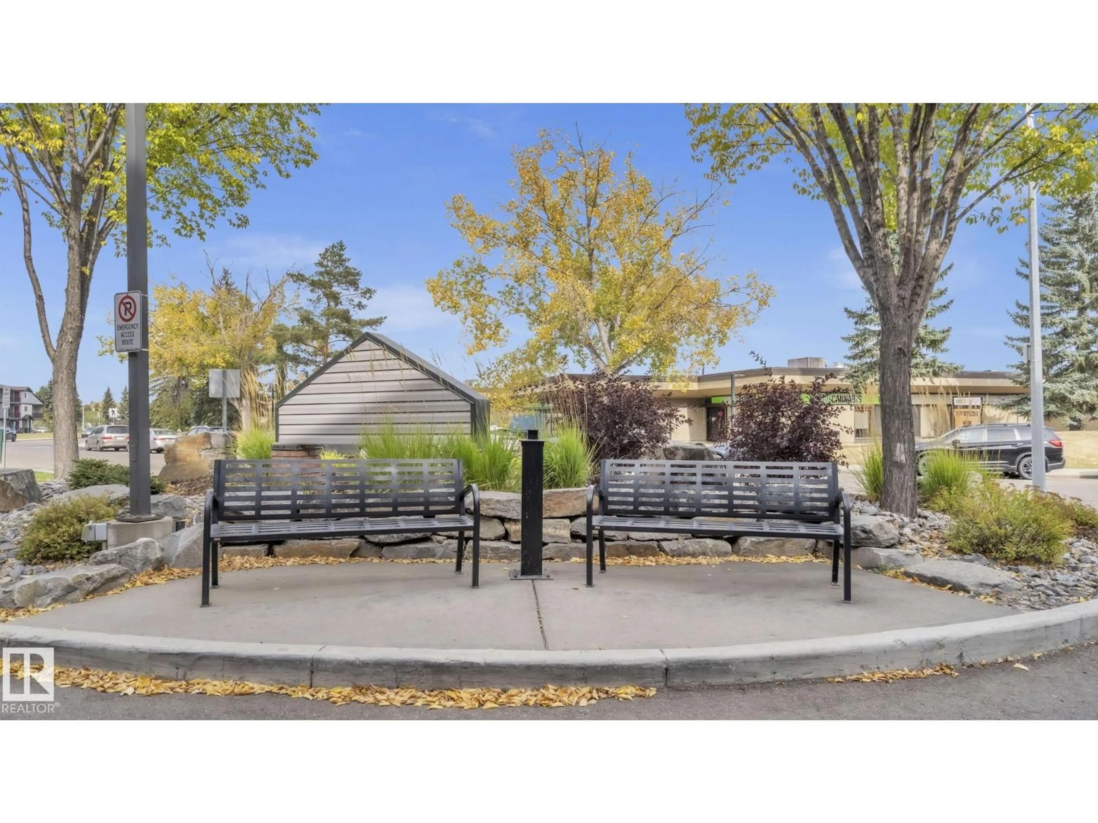 Patio, street for #306 - 11511 27 AV, Edmonton Alberta T6J7J8