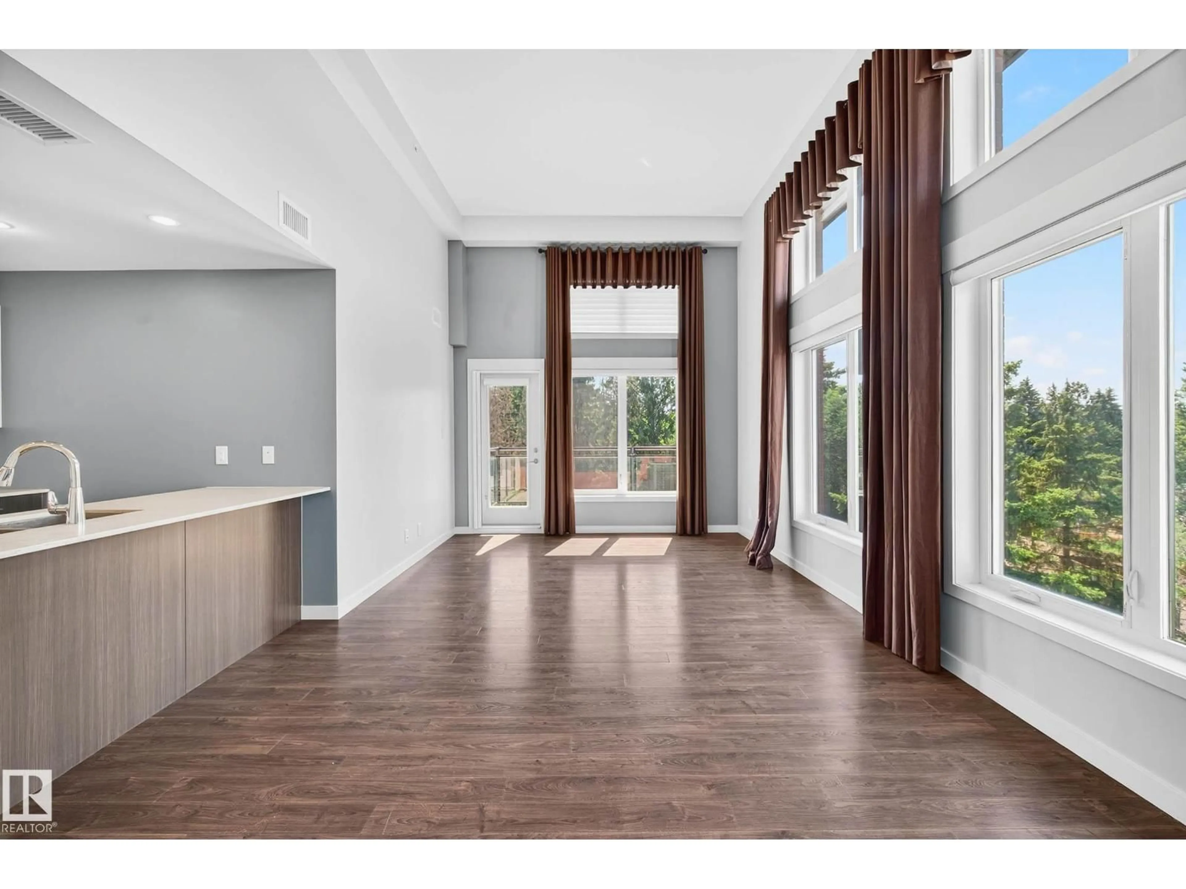 Unknown for 513 5 ST LOUIS ST, St. Albert Alberta T8N7T2