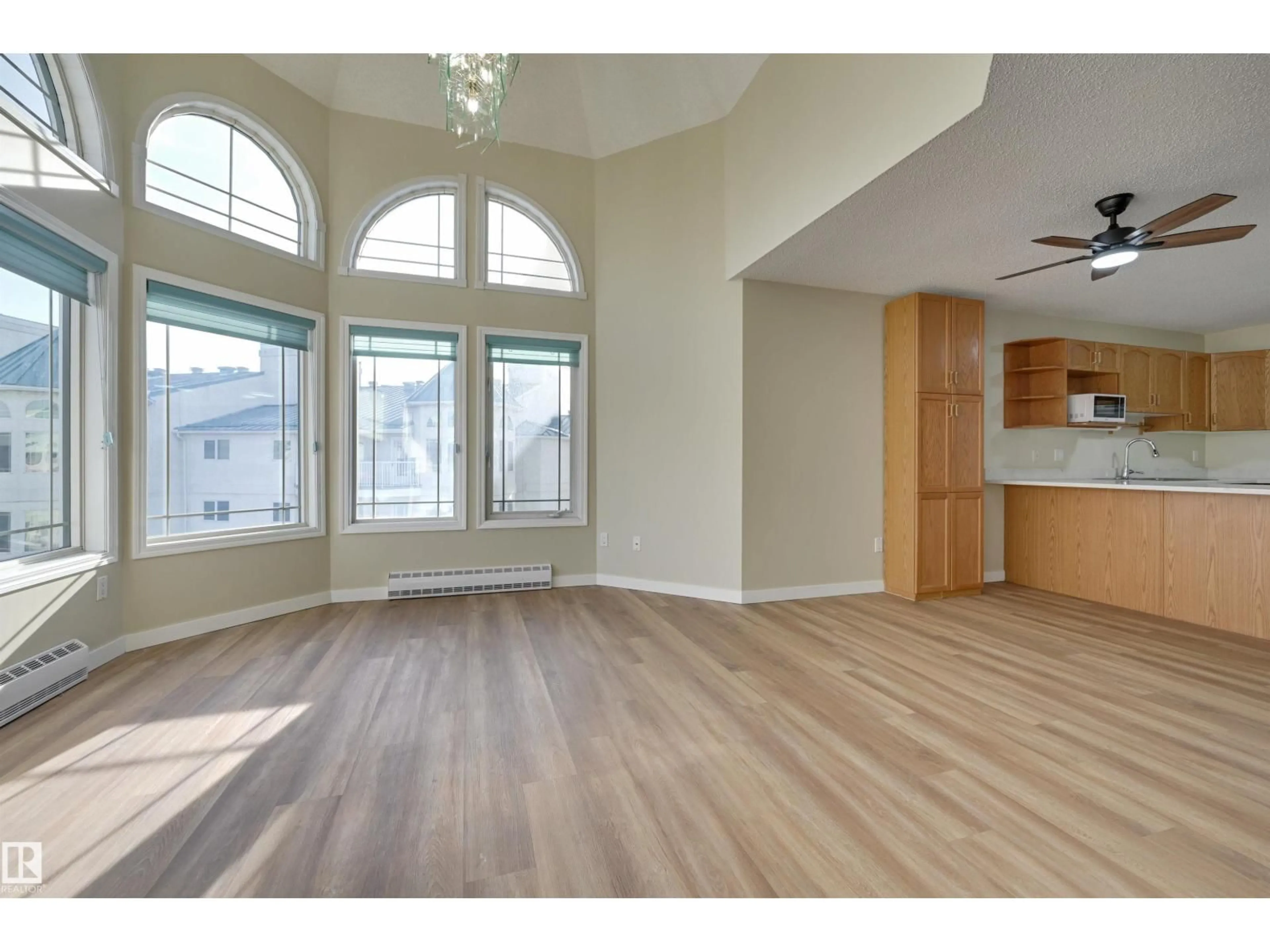 Unknown for #405 - 5212 25 AV, Edmonton Alberta T6L6R7