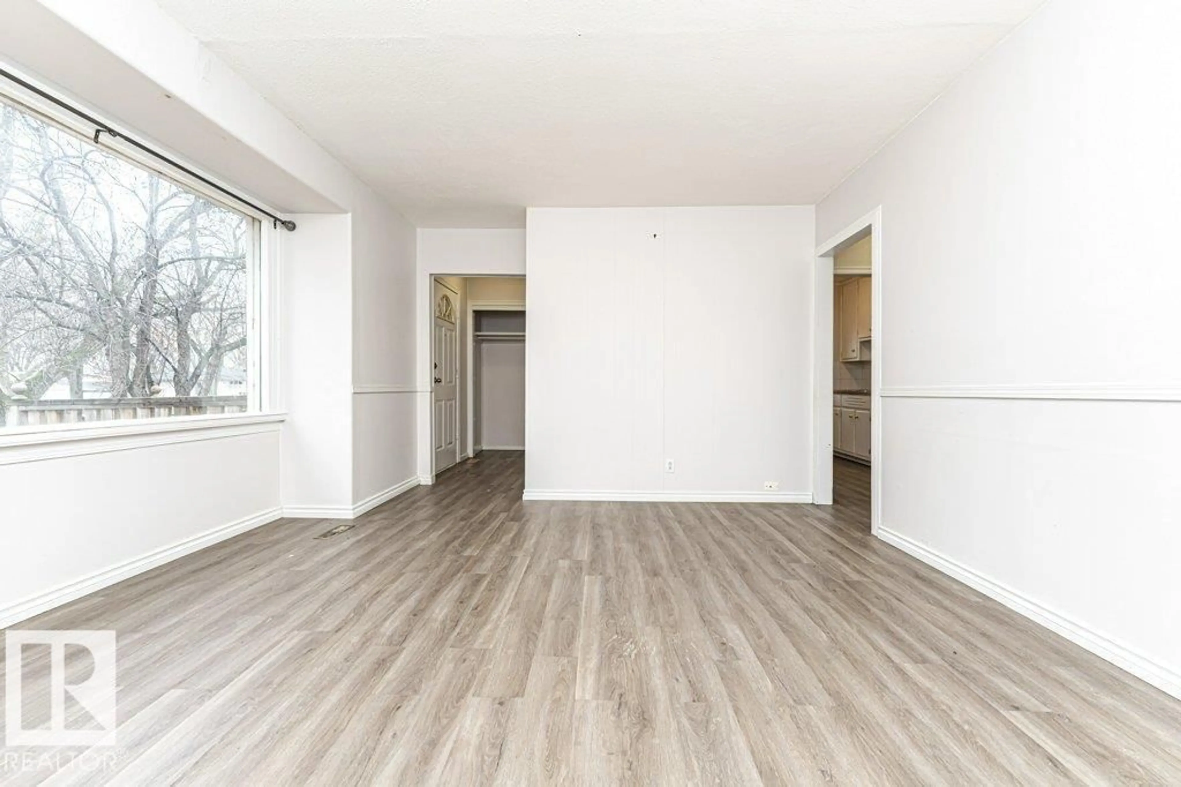 Unknown for 5118 48 AV, Leduc Alberta T9E5E5