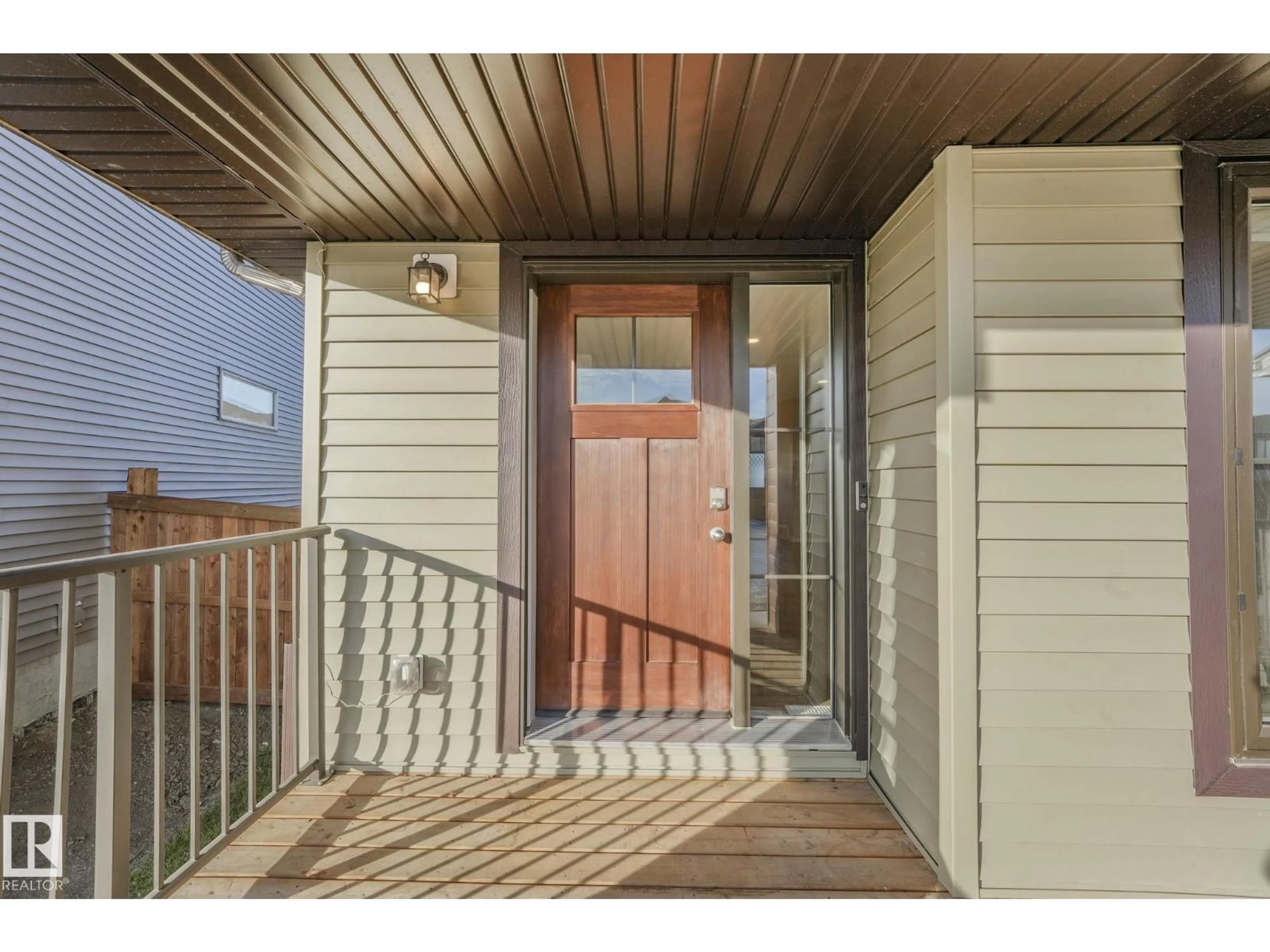 Indoor entryway for 49 TILIA PL, Spruce Grove Alberta T7X0Z3