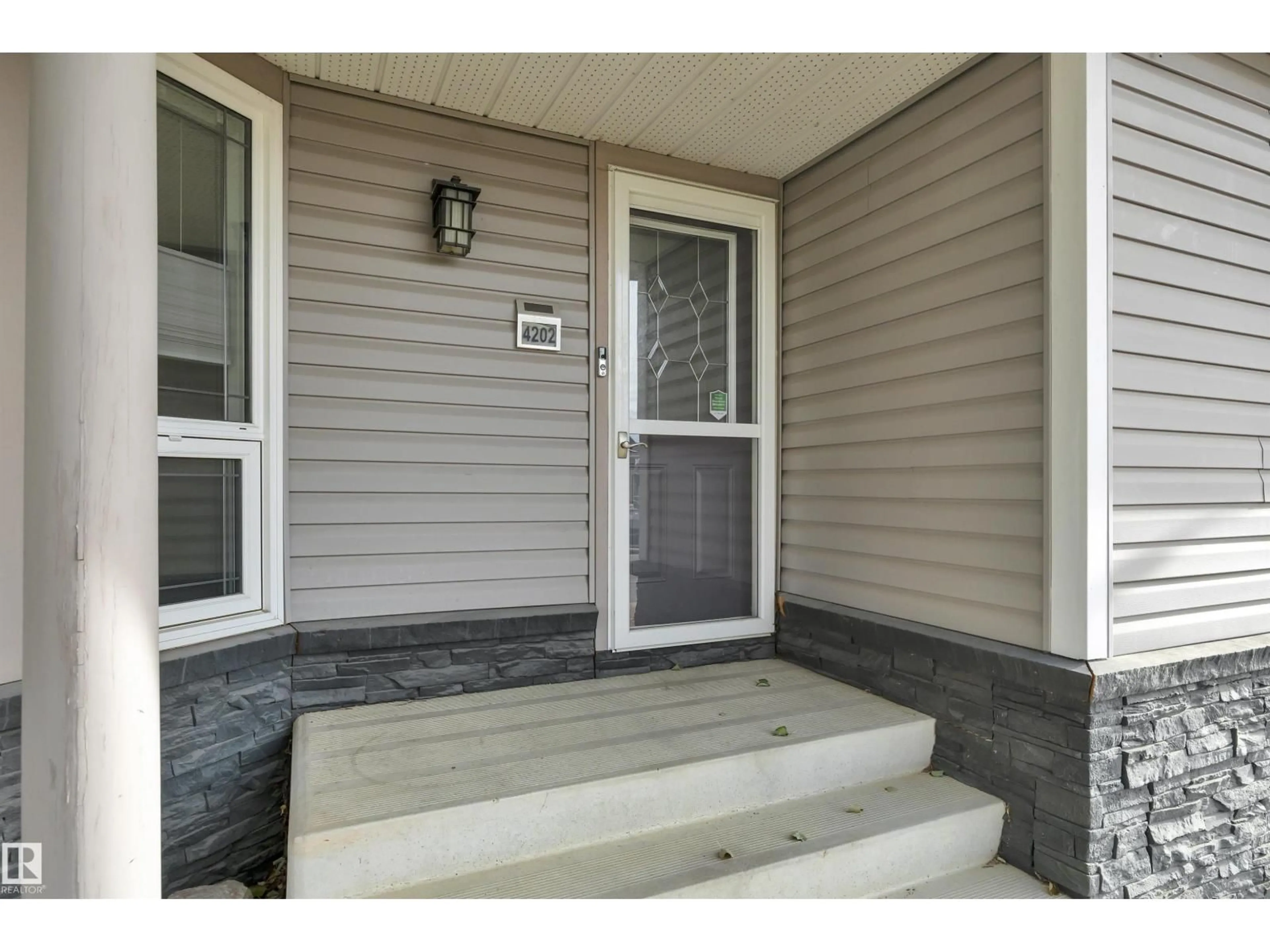 Unknown for 4202 42 AV, Leduc Alberta T9E4S1