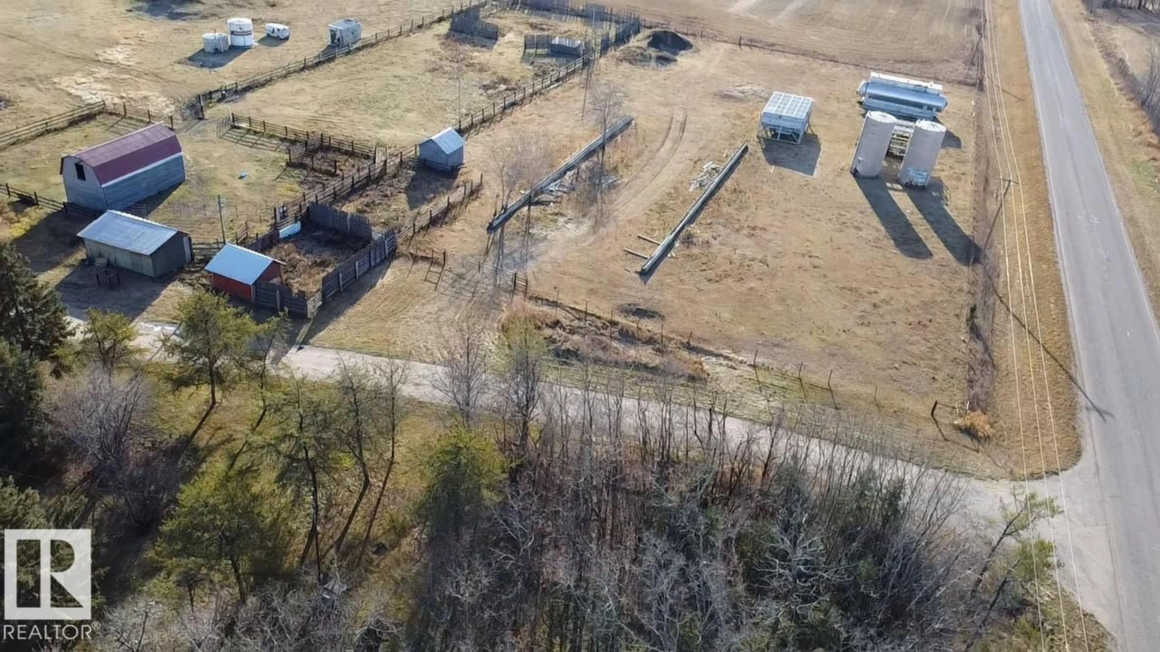 A pic from outside/outdoor area/front of a property/back of a property/a pic from drone, unknown for 61215 RGE RD 444, Rural Bonnyville M.D. Alberta T9N2J6