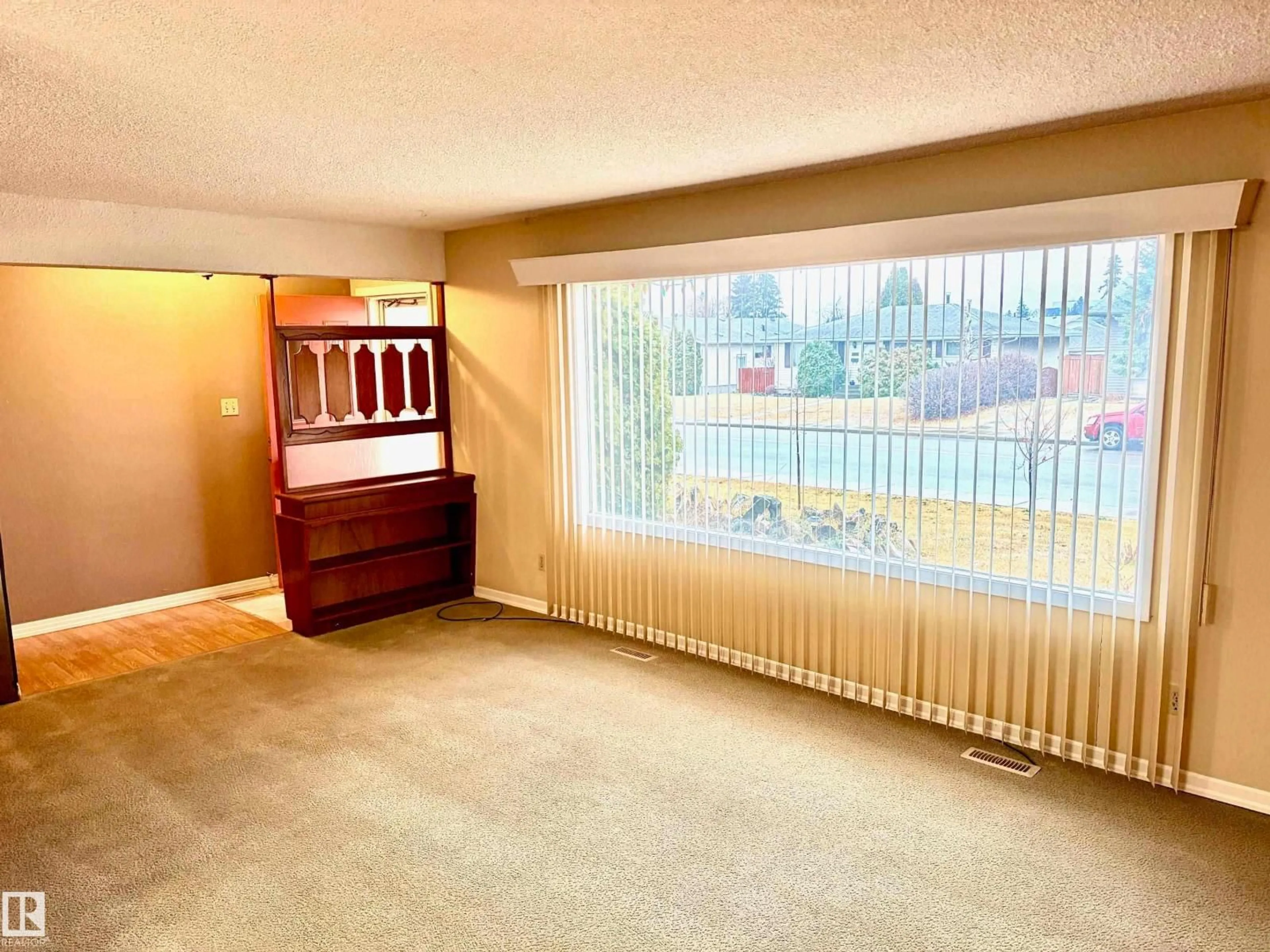 A pic of a room for NW - 7308 149A AV, Edmonton Alberta T5C2W4