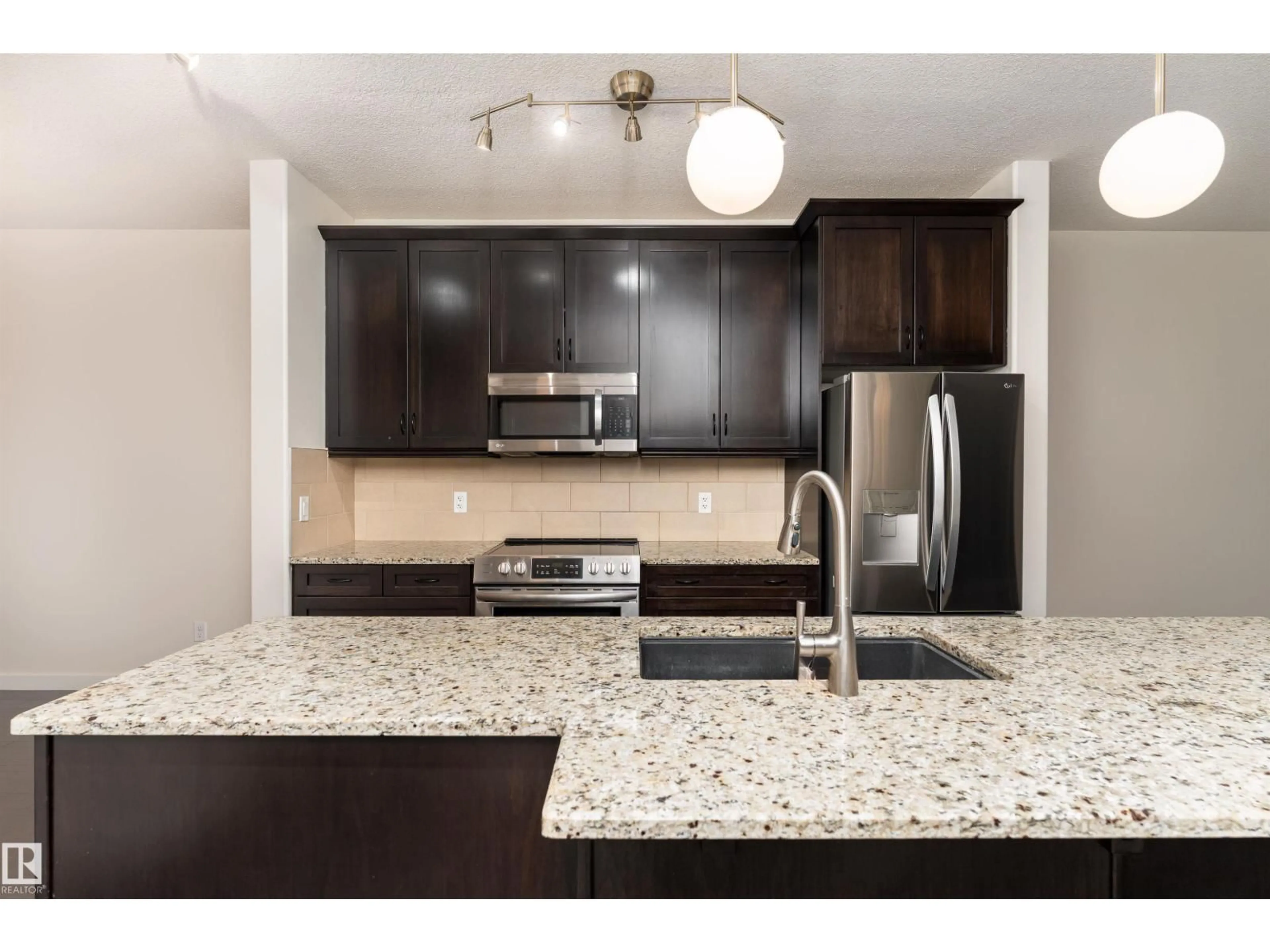 Open concept kitchen, unknown for NW - 1060 GAULT BV, Edmonton Alberta T5E6N7