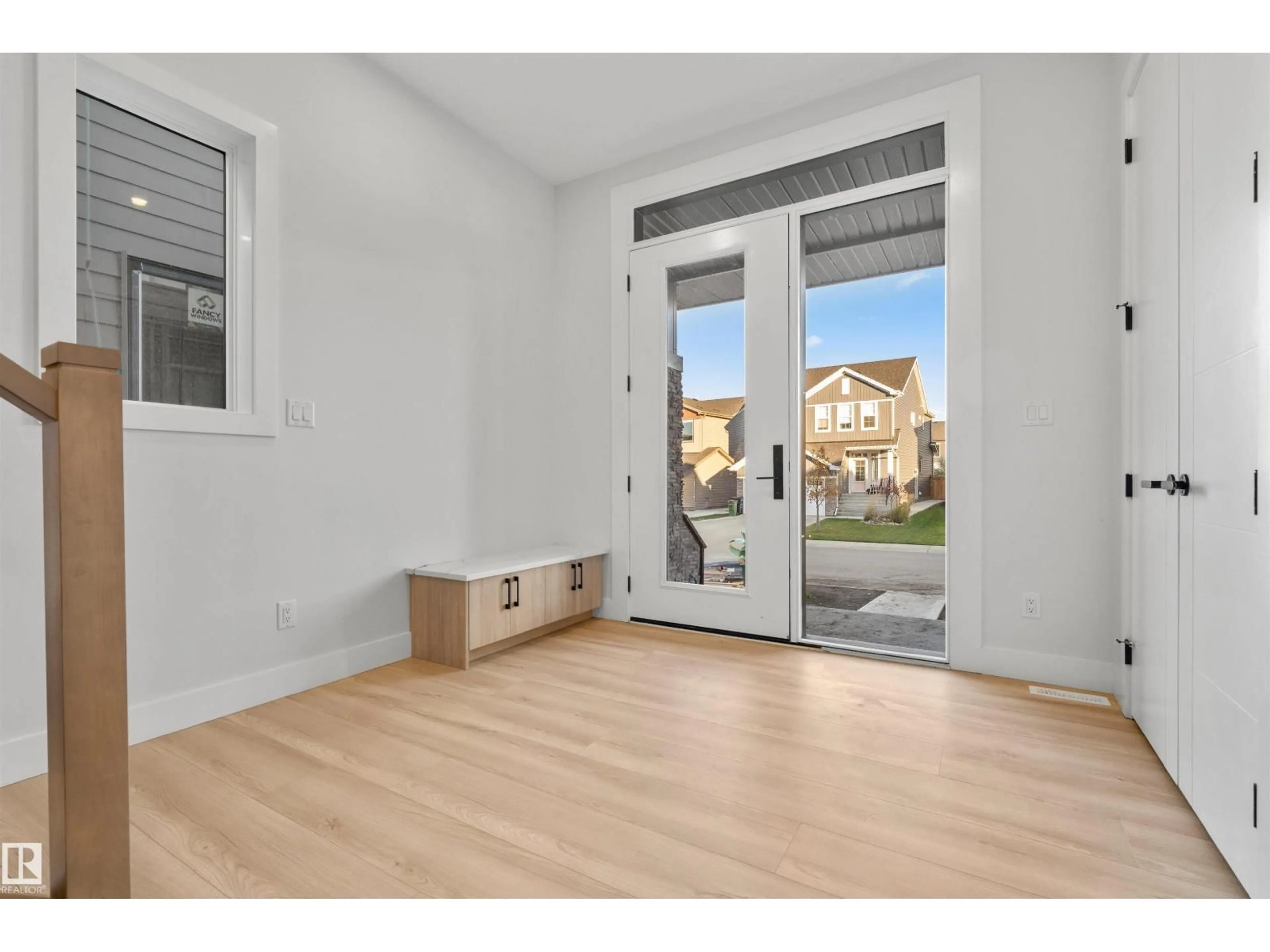 A pic of a room for 6720 CRAWFORD WY, Edmonton Alberta T6W1A6