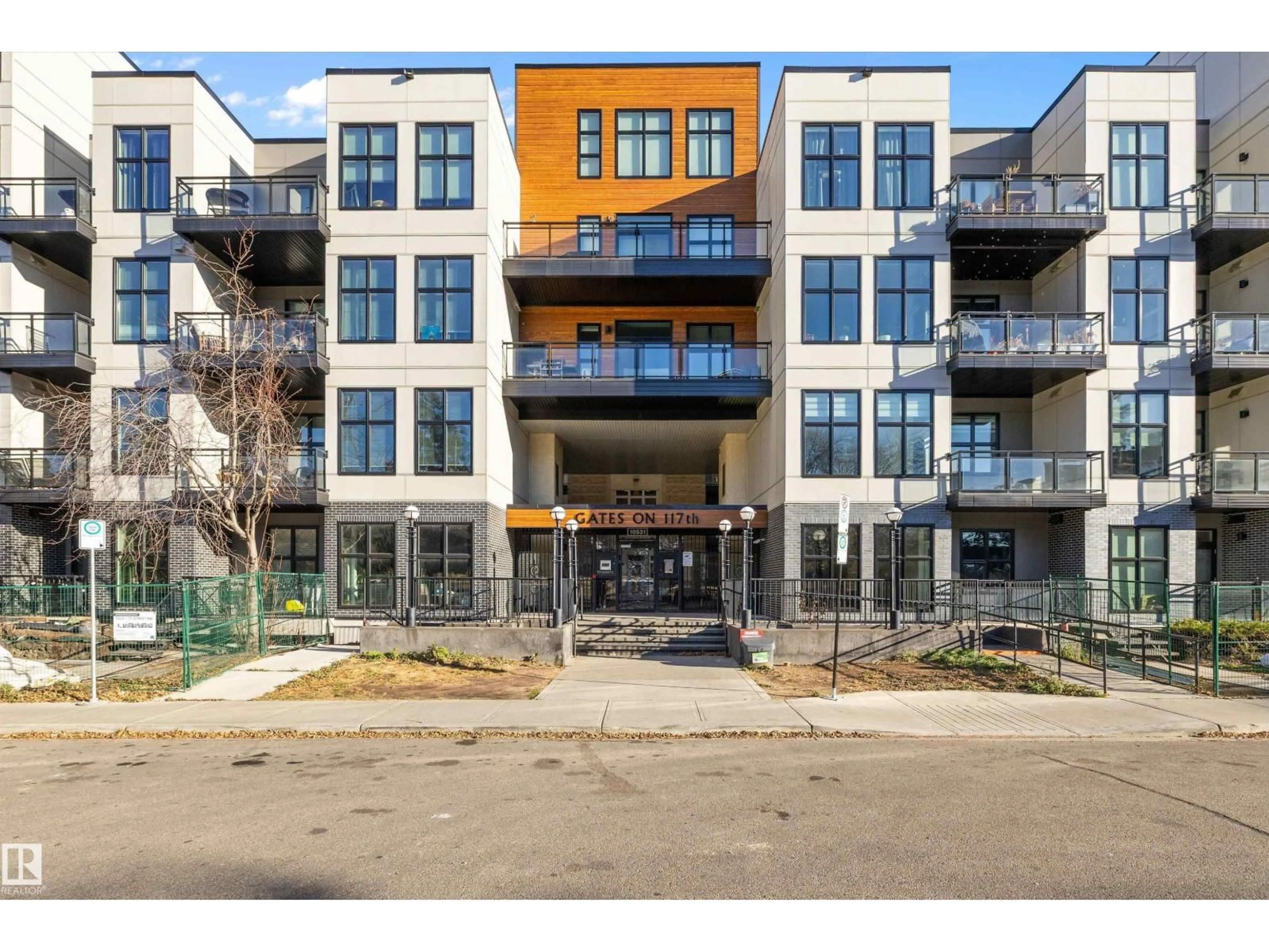 Unknown for 200 - 10531 117 ST, Edmonton Alberta T5H0A8