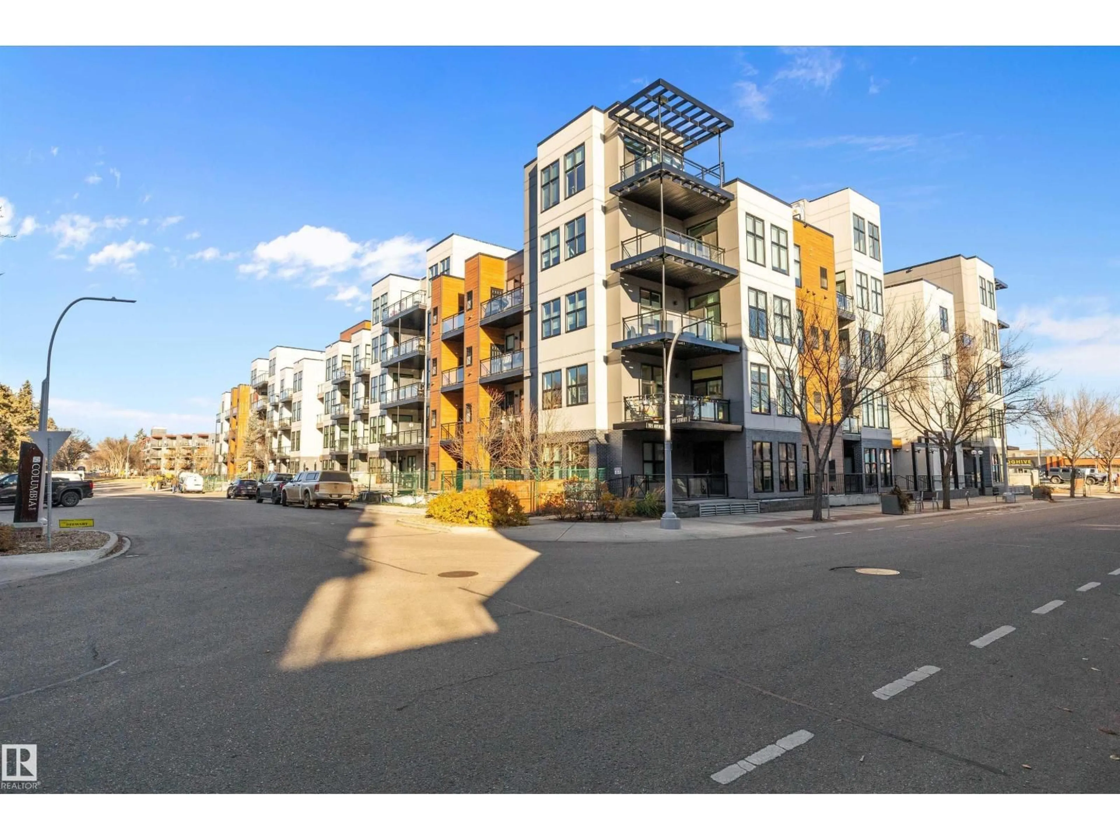 Unknown for 200 - 10531 117 ST, Edmonton Alberta T5H0A8