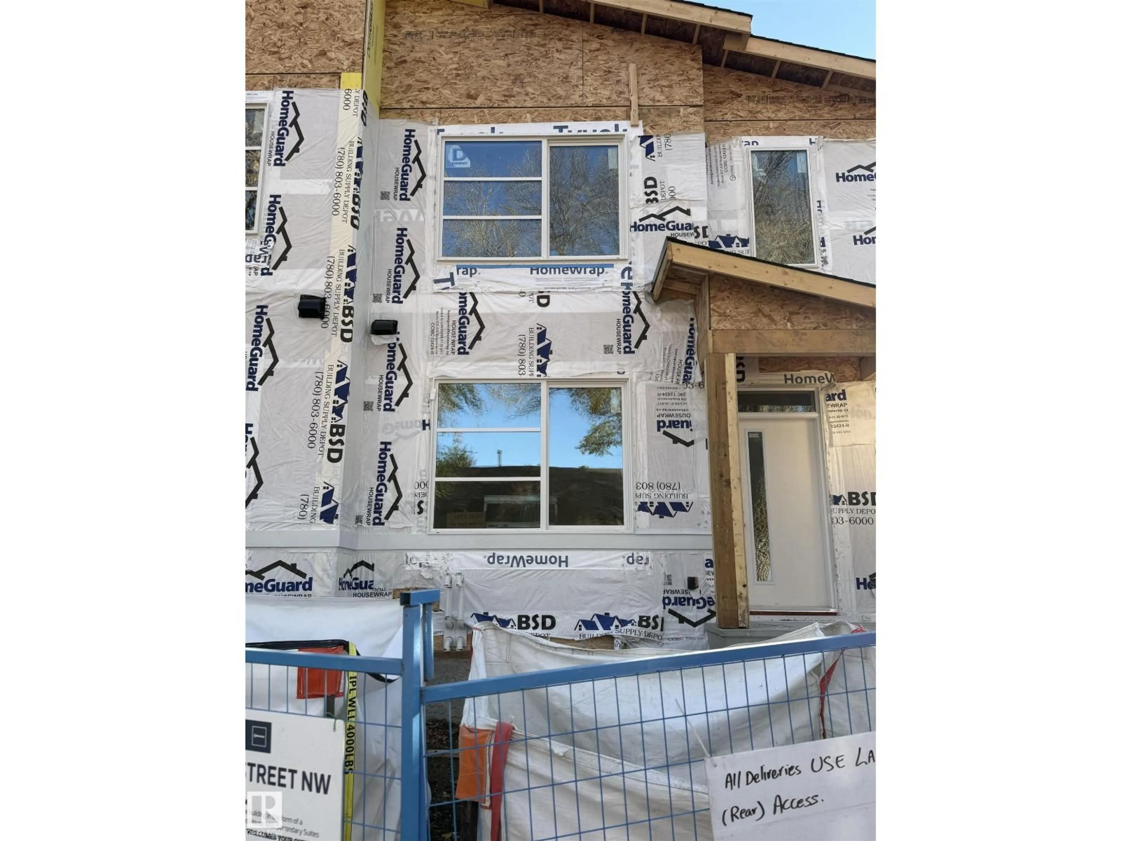 Home with vinyl exterior material, building for 12913 123 ST, Edmonton Alberta T5L0J6