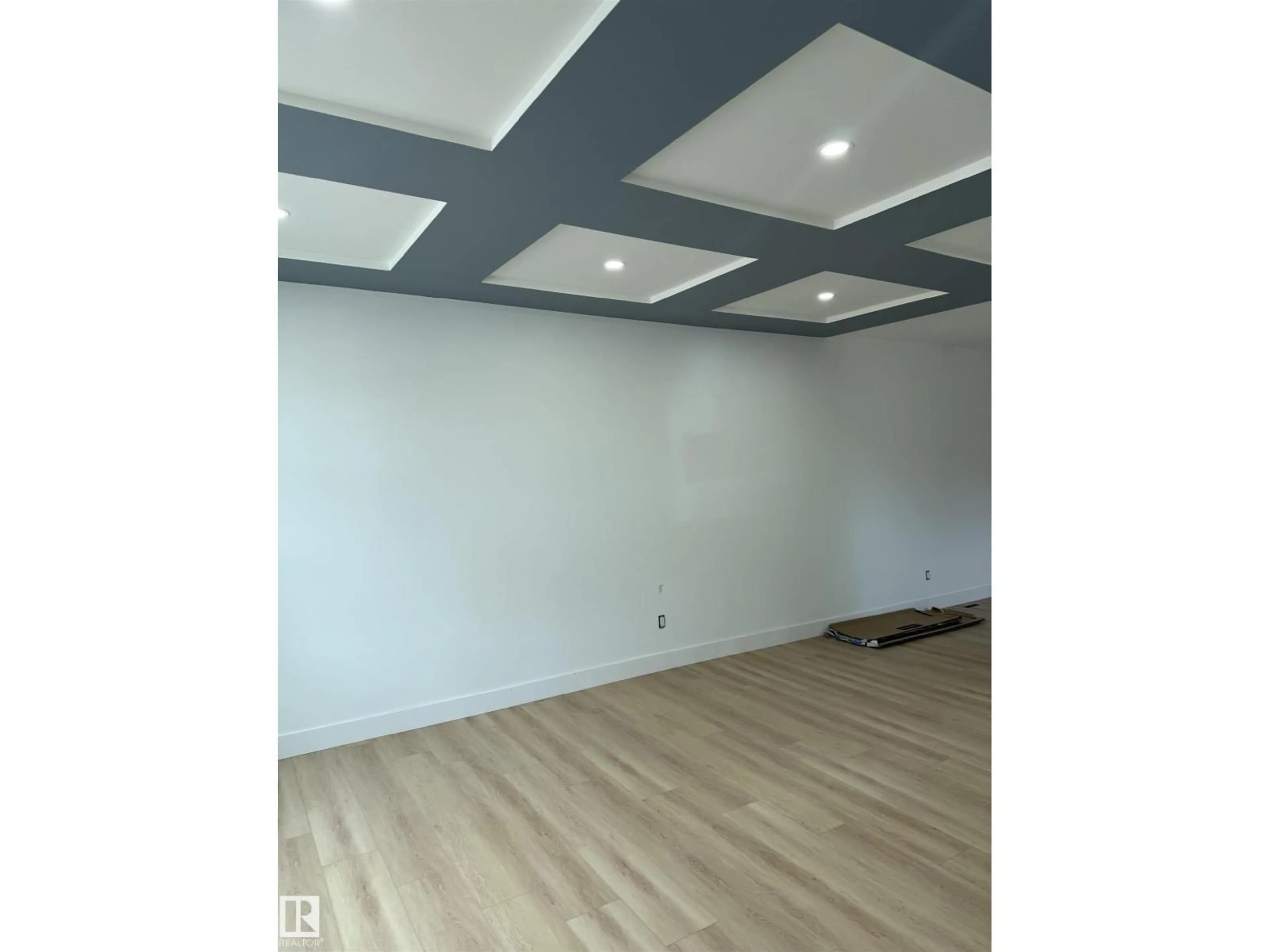 A pic of a room for 12913 123 ST, Edmonton Alberta T5L0J6