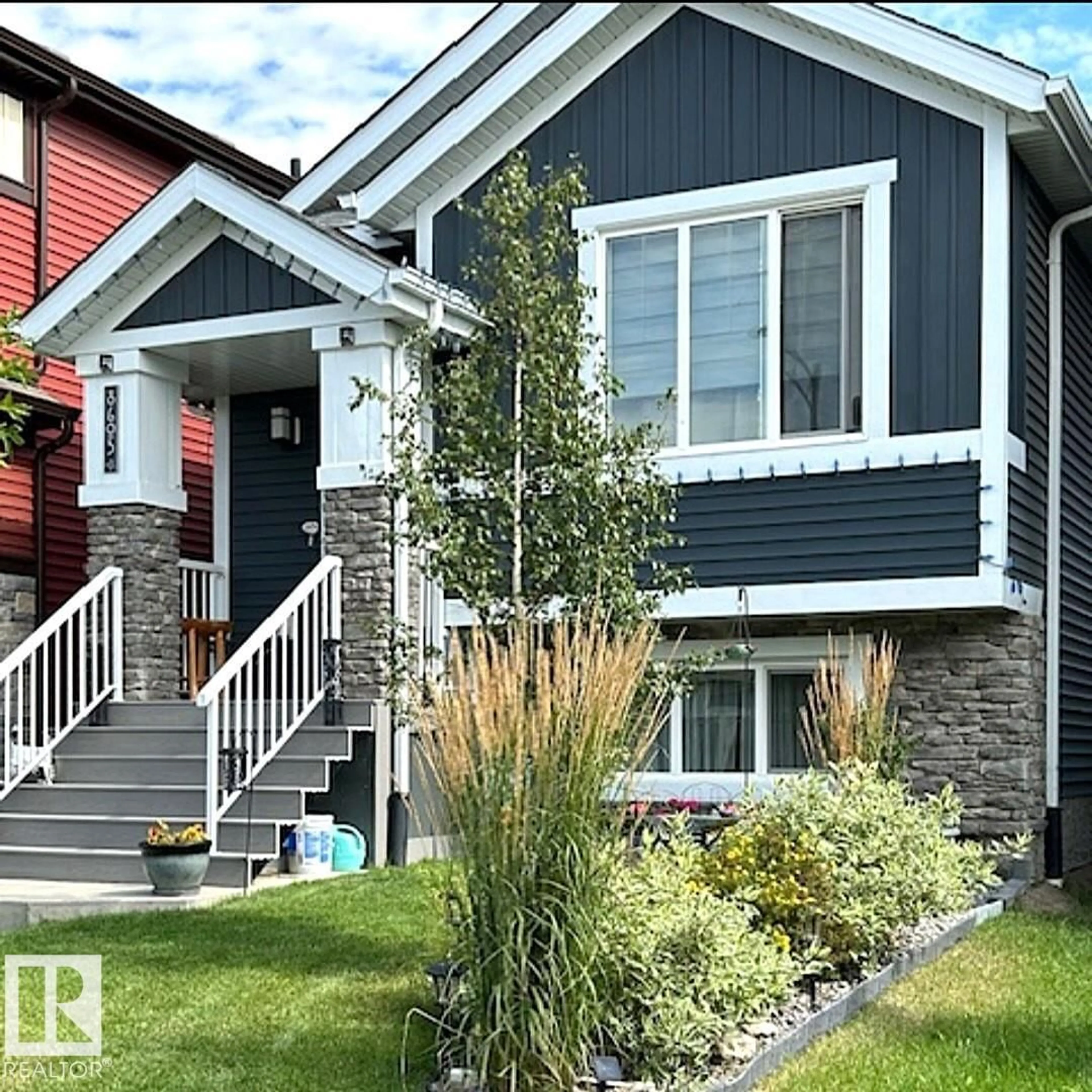 Home with vinyl exterior material, street for 8603 223 ST, Edmonton Alberta T5T7L6