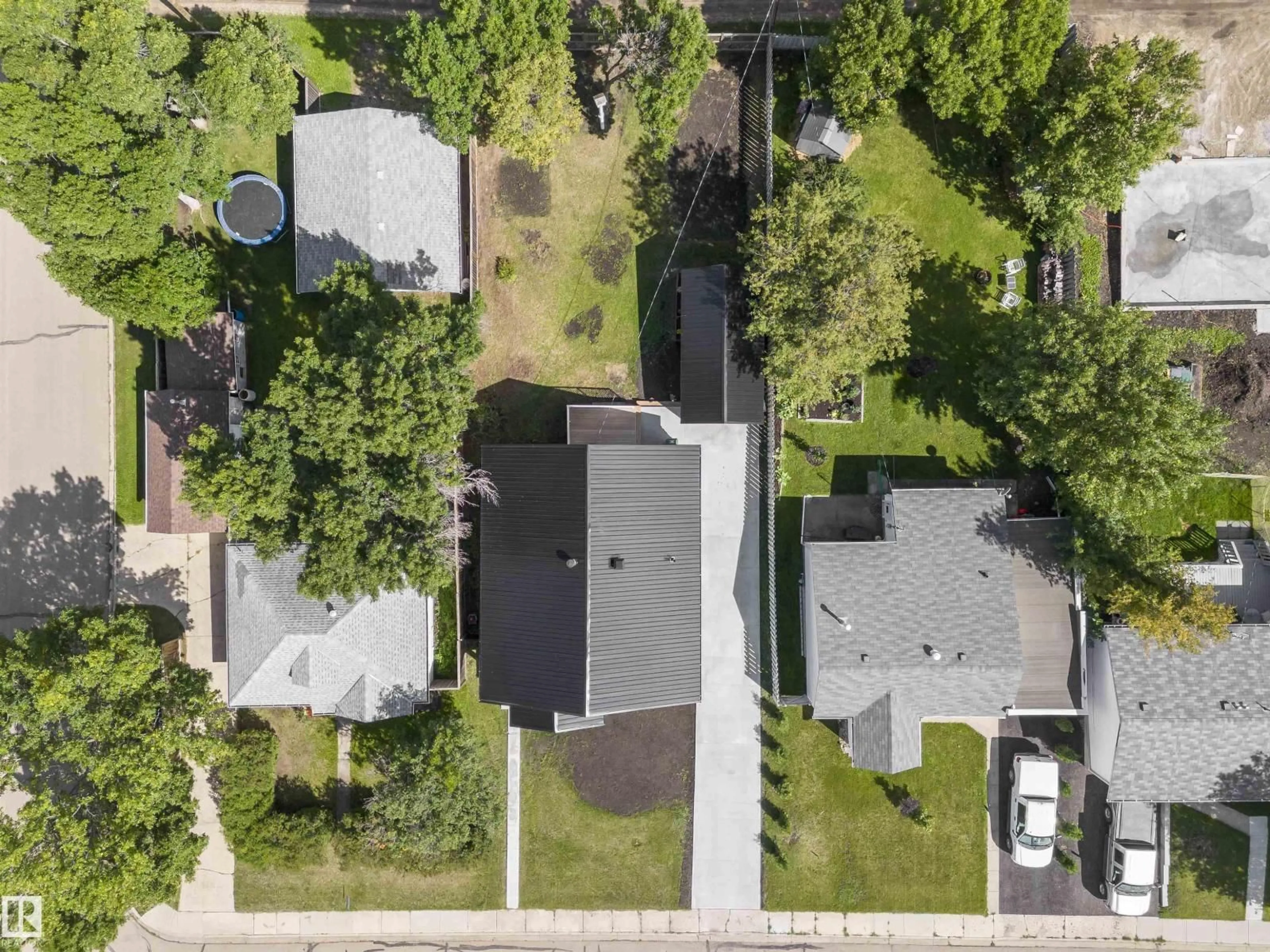 A pic from outside/outdoor area/front of a property/back of a property/a pic from drone, street for 5032 55 AVE, Tofield Alberta T0B4J0