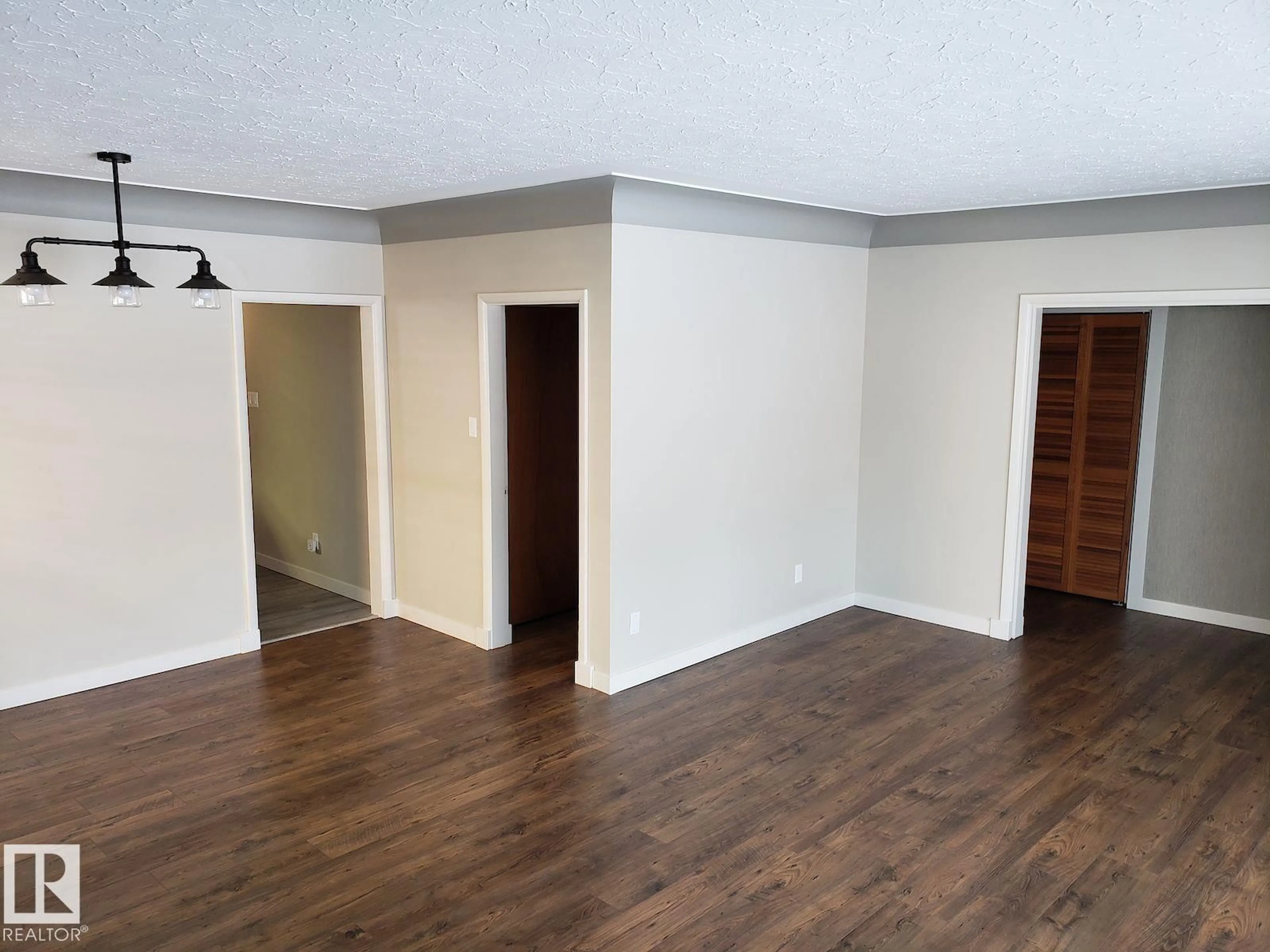 A pic of a room for NW - 10707 129 ST, Edmonton Alberta T5N1Y2