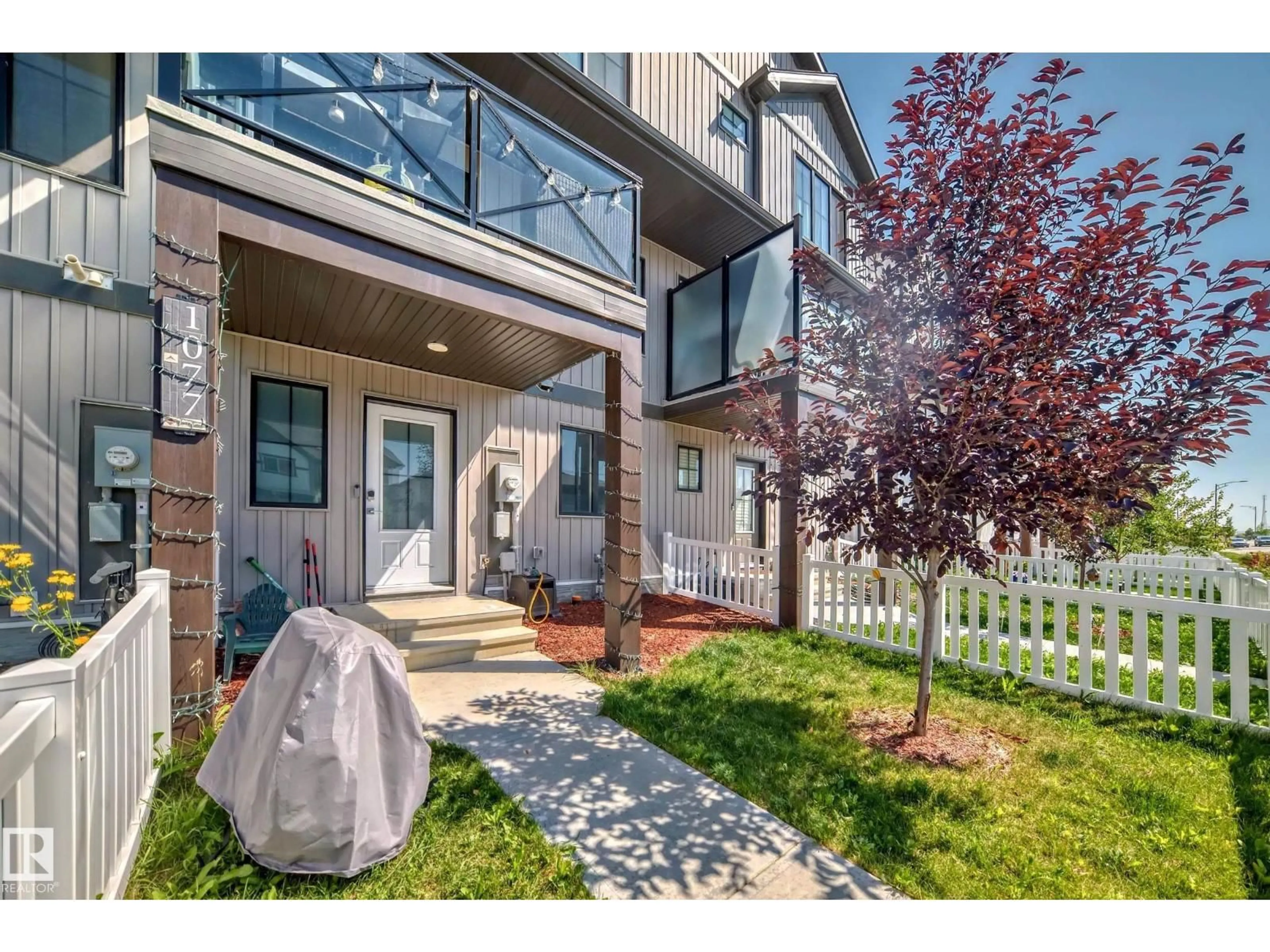 Unknown for 1077 CY BECKER RD, Edmonton Alberta T5Y4B7